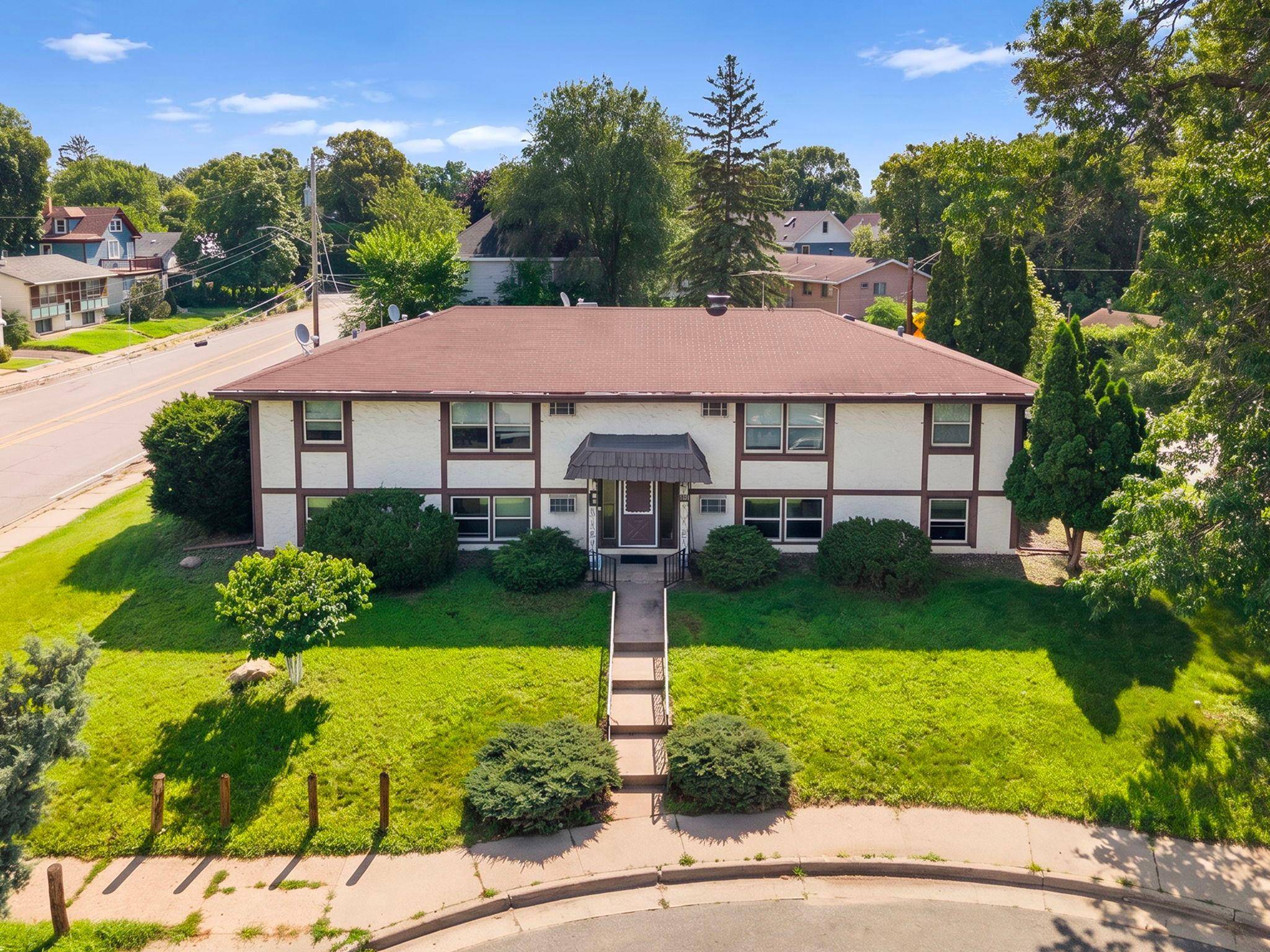 901 4th ST NE, Minneapolis, MN 55413