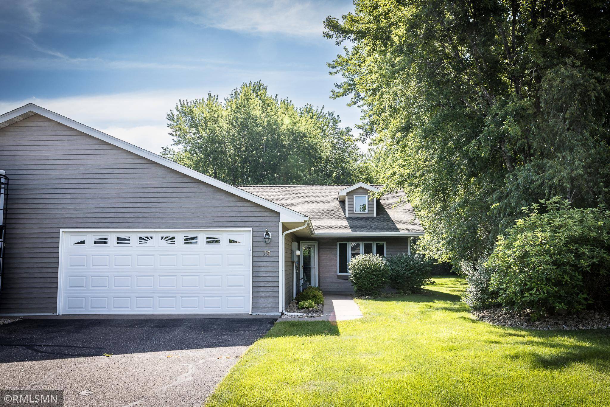 335 Creekview Court, Baldwin, WI 54002