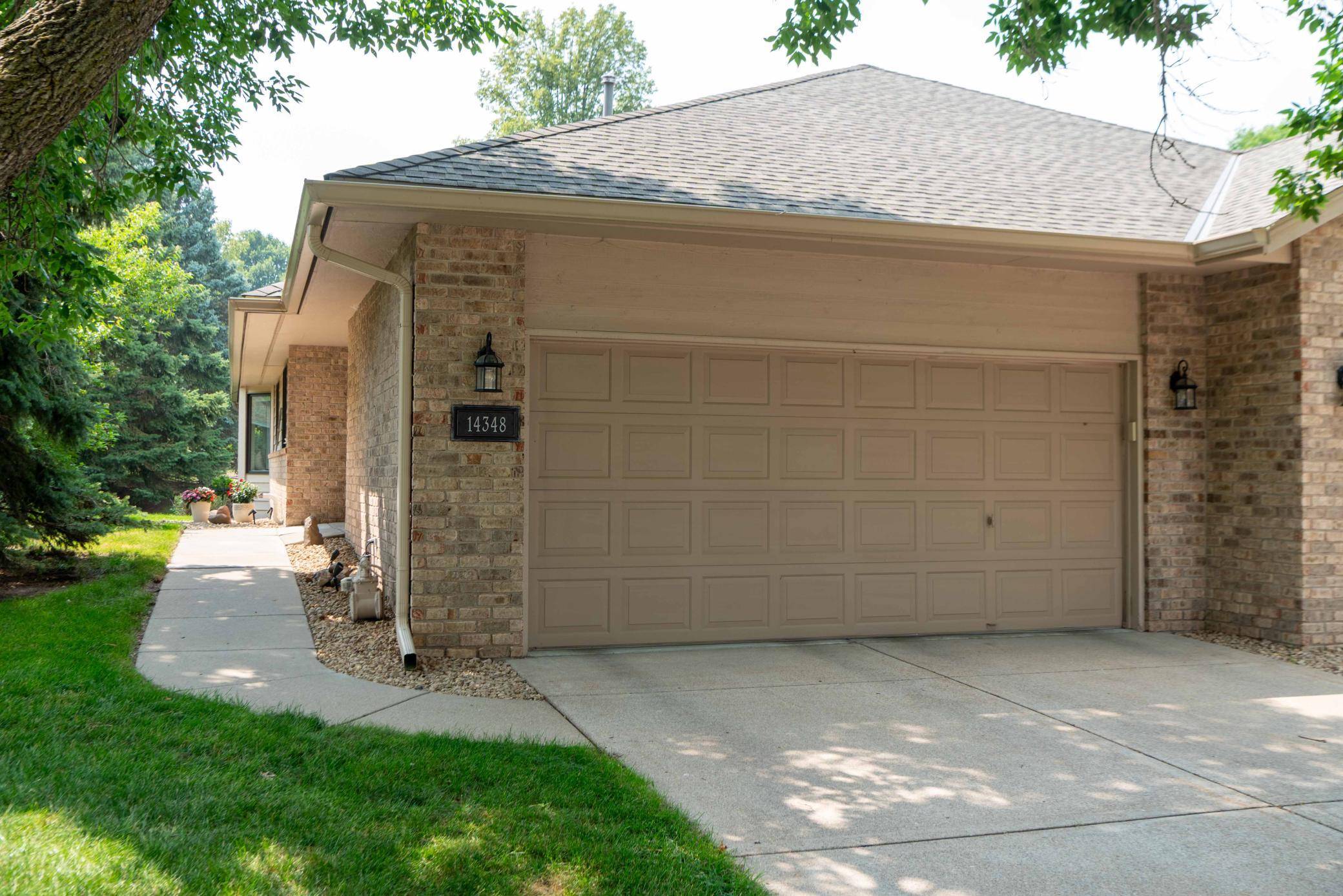 14348 Embassy WAY, Apple Valley, MN 55124