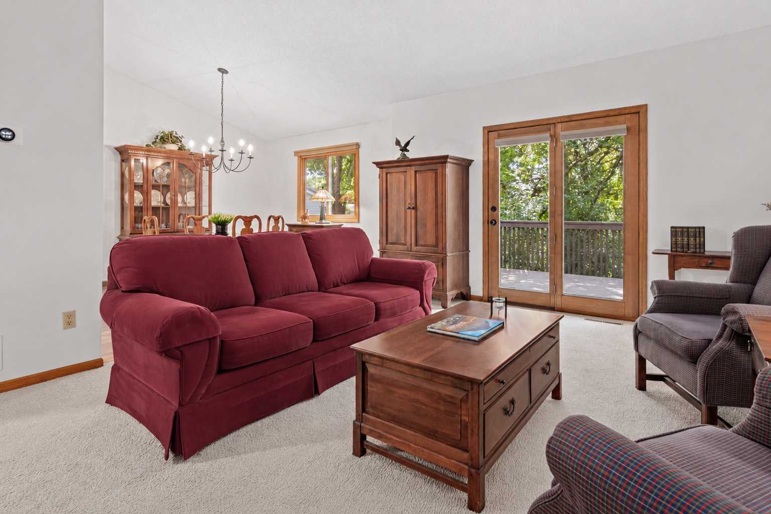 18258 Cascade DR, Eden Prairie, MN 55347