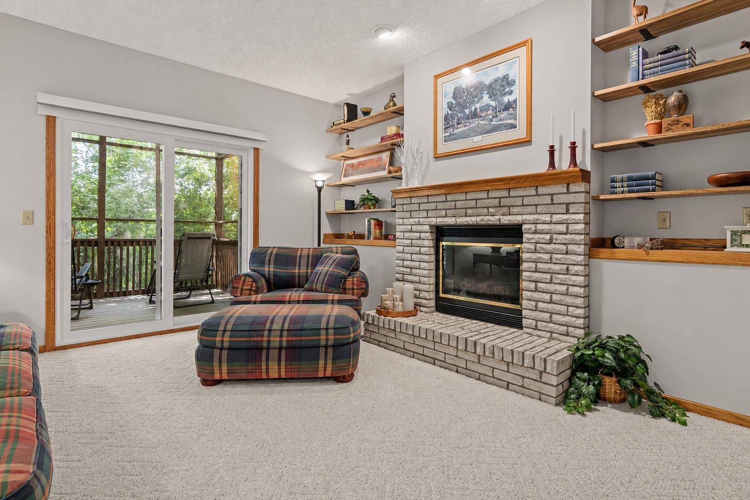 18258 Cascade DR, Eden Prairie, MN 55347