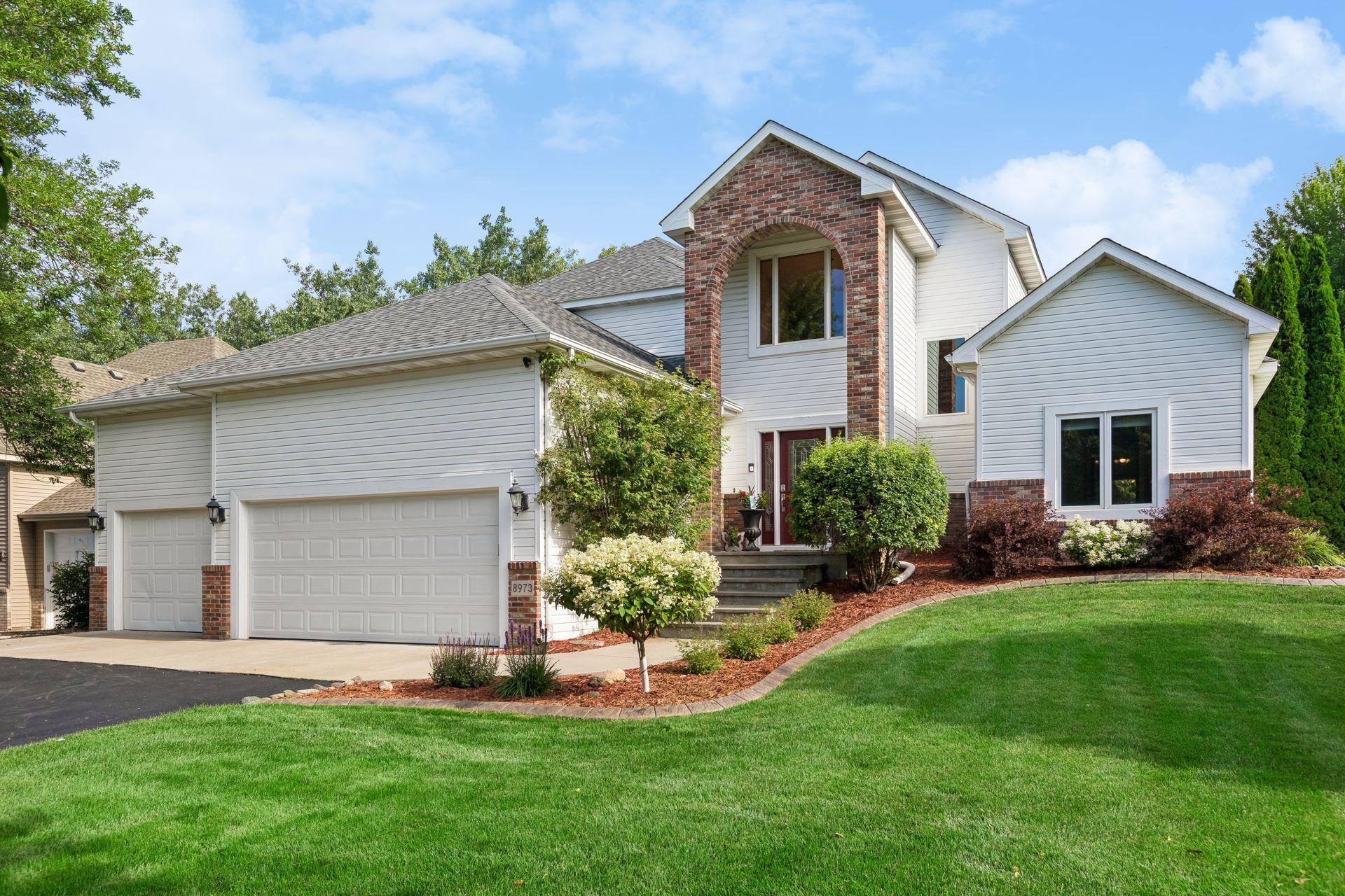 8973 Windsor TER, Brooklyn Park, MN 55443