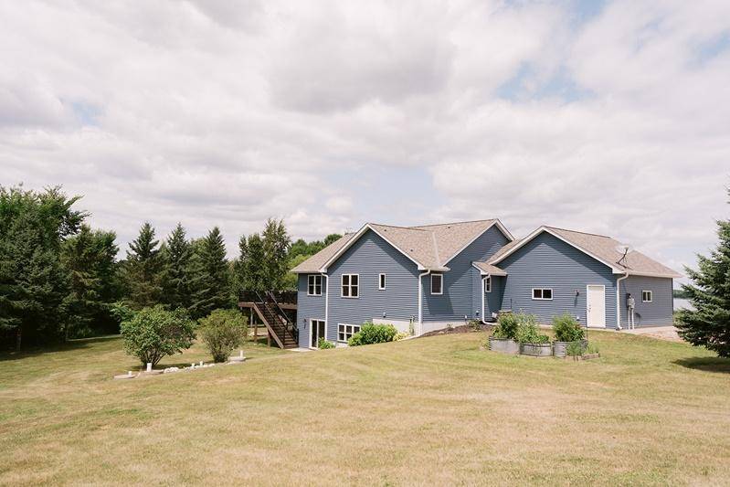 9199 50th ST NW, Annandale, MN 55302