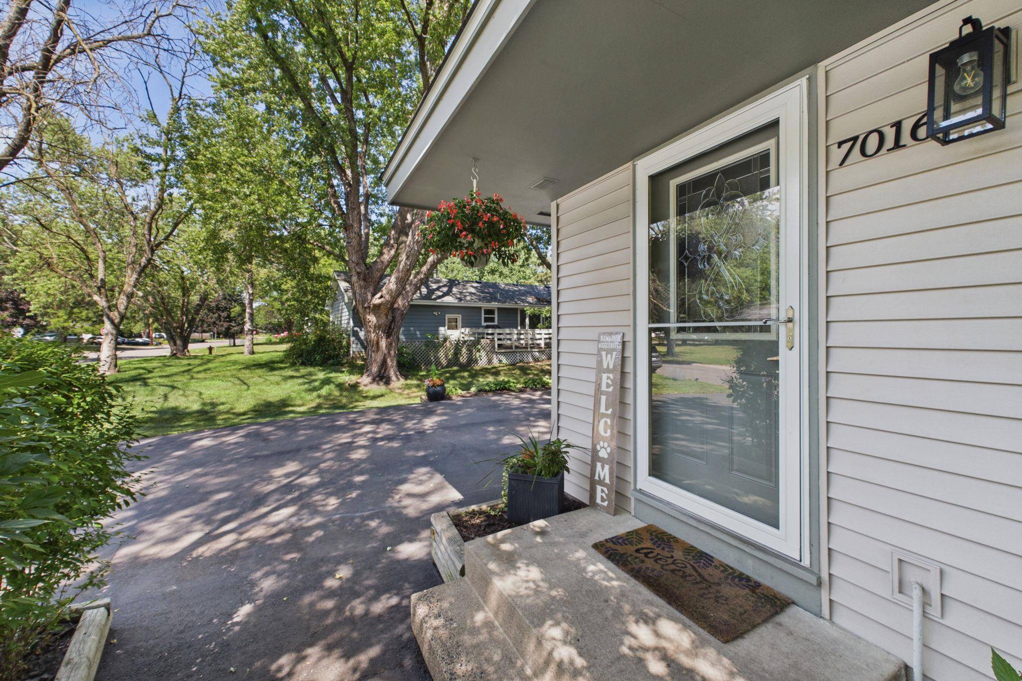 7016 Colorado AVE N, Brooklyn Park, MN 55429