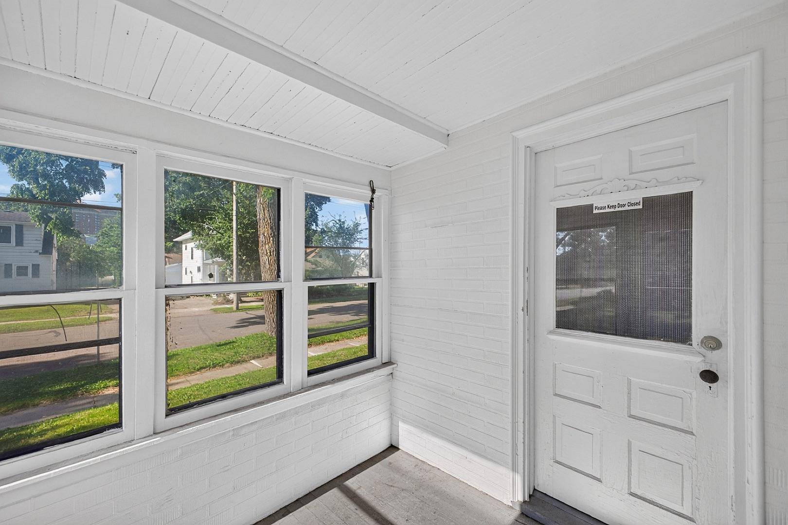215 6th ST NW, Rochester, MN 55901