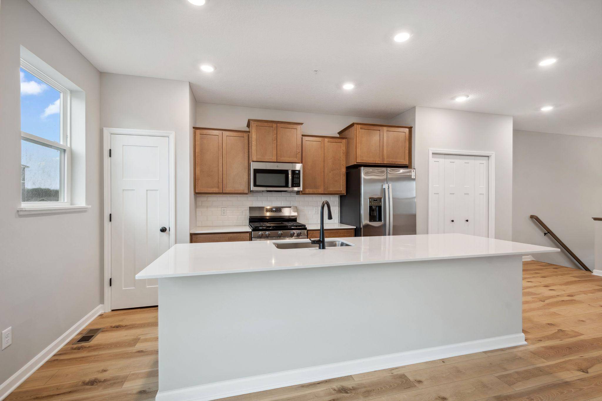 10366 Birchwood CIR, Victoria, MN 55318