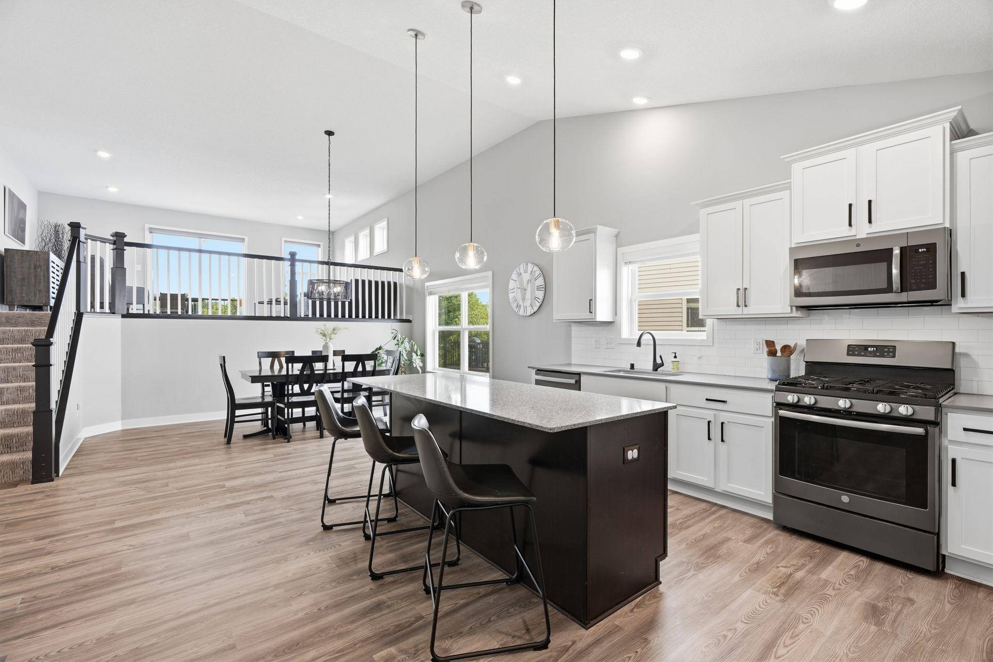 11960 Pineridge WAY N, Dayton, MN 55327