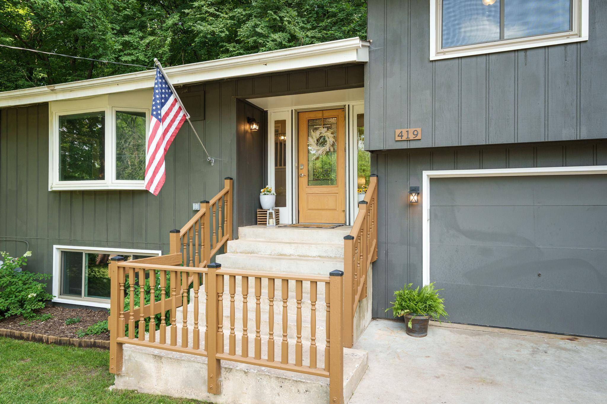419 Mill ST E, Cannon Falls, MN 55009