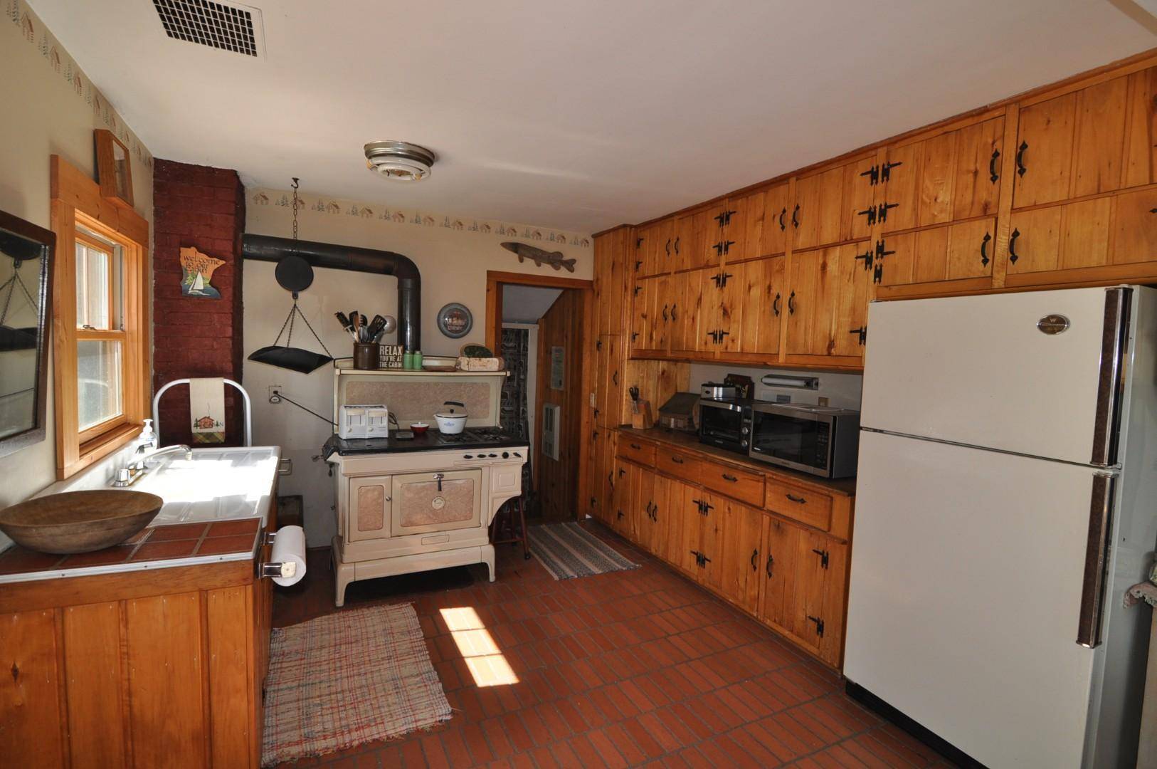 1702 Kerr Lake DR NW, Hackensack, MN 56452