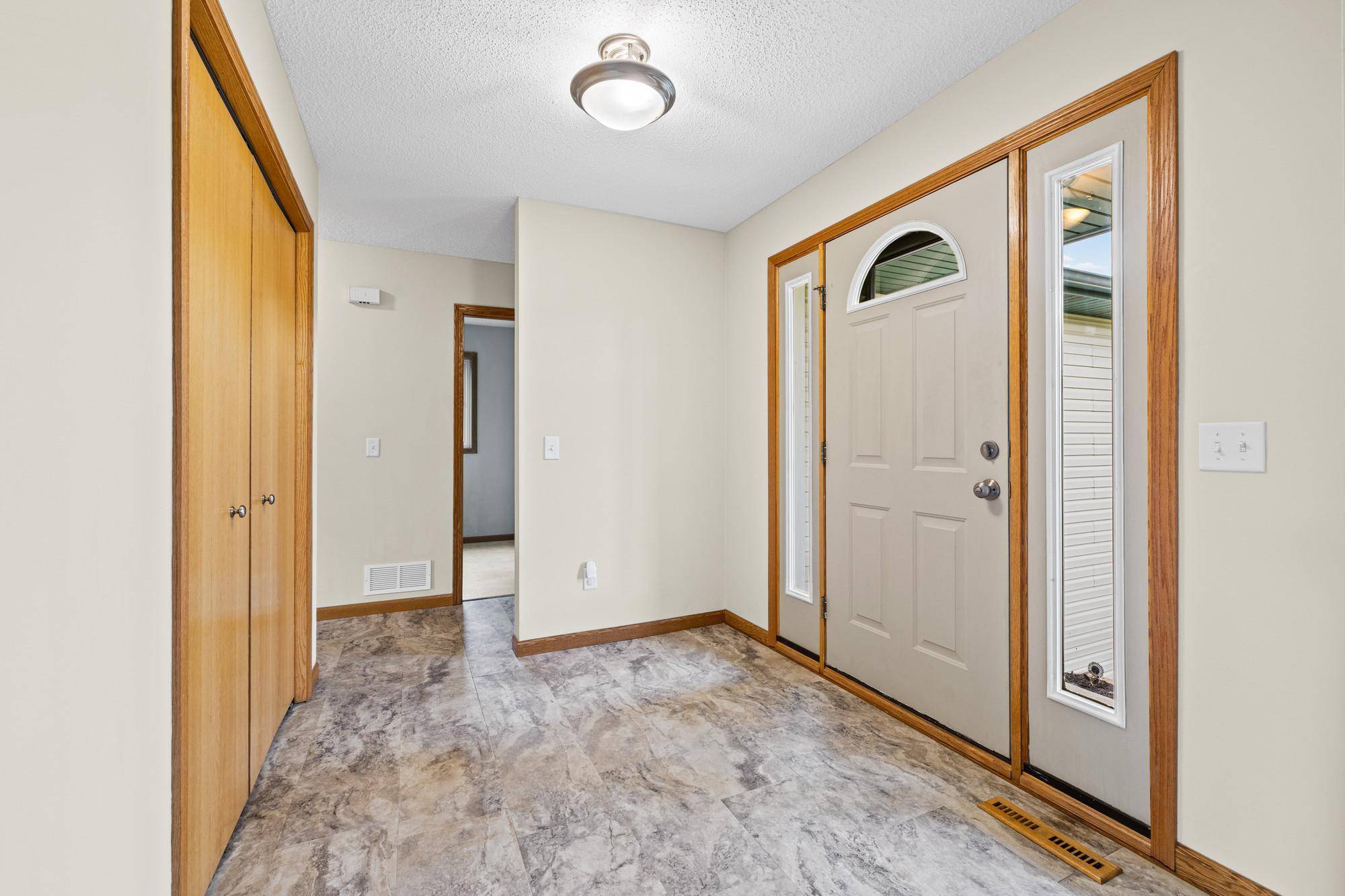 21770 Linnet ST NW, Cedar, MN 55011