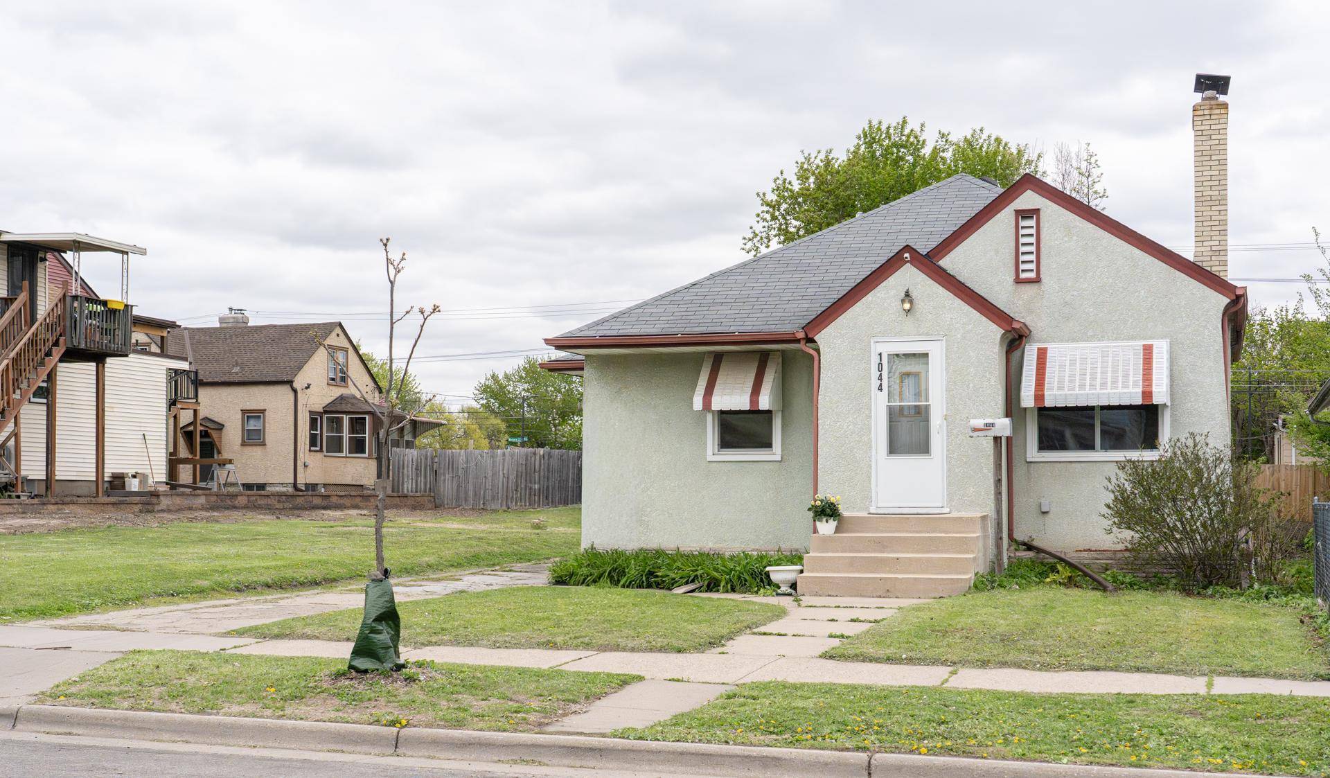 1044 Cumberland ST, Saint Paul, MN 55117