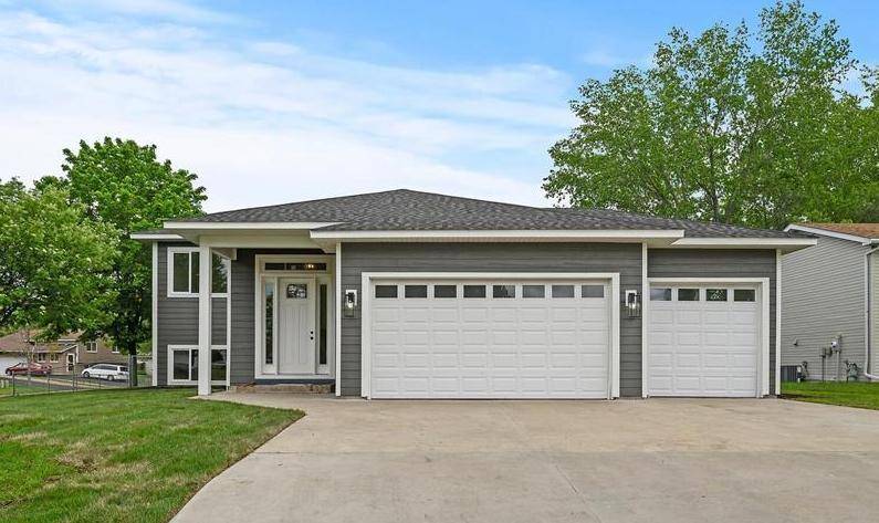 7473 96th ST S, Cottage Grove, MN 55016