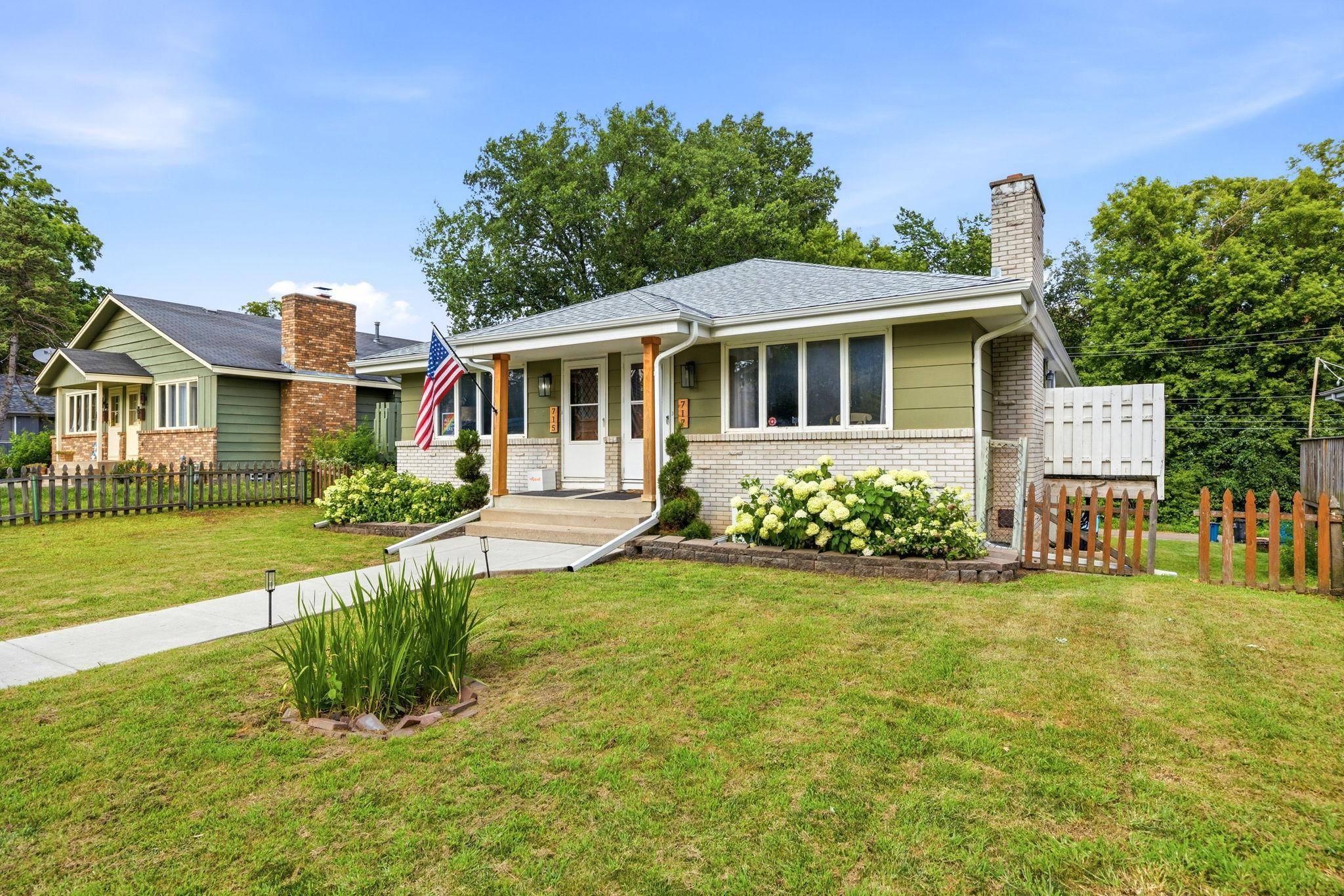 717 6th AVE S, Hopkins, MN 55343