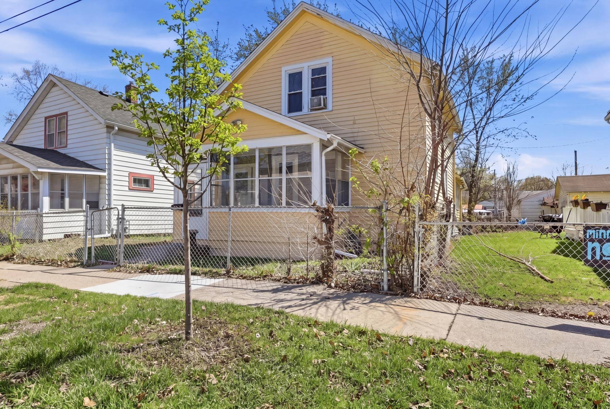 324 Van Buren AVE, Saint Paul, MN 55103