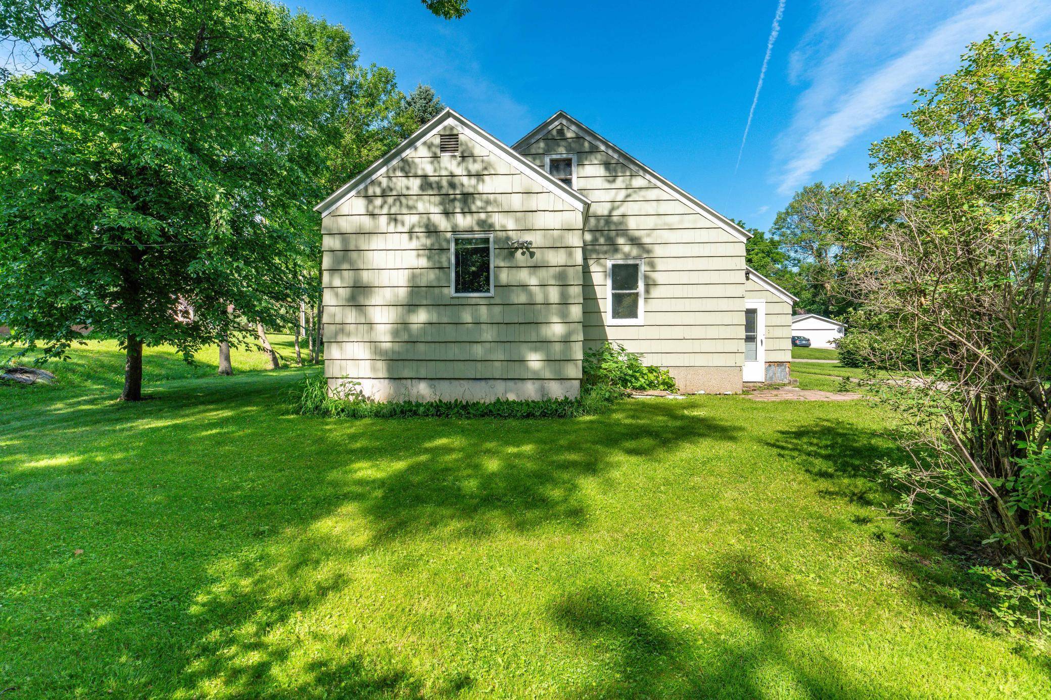 211 5th ST SE, Pelican Rapids, MN 56572