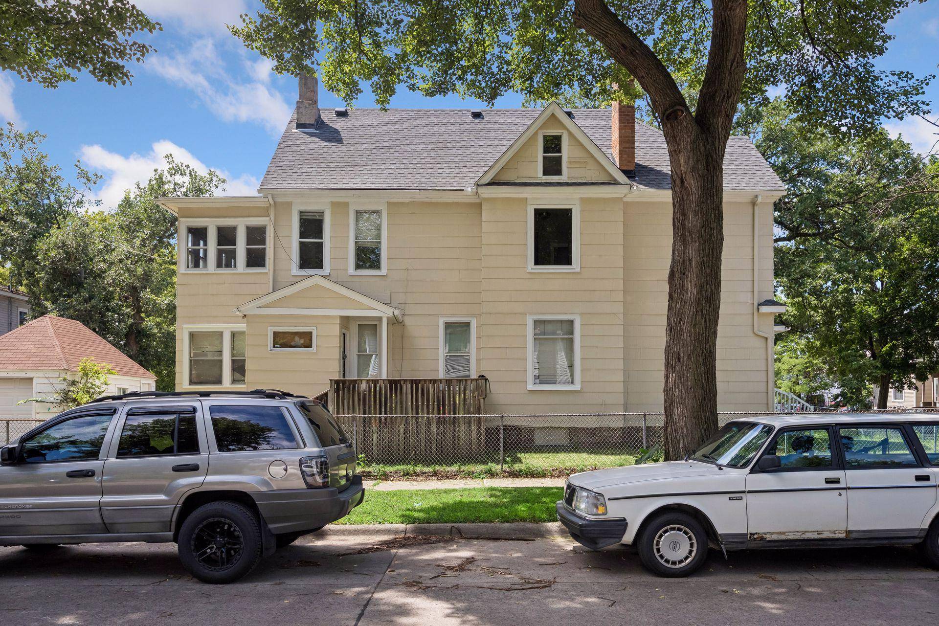958 26th AVE NE, Minneapolis, MN 55418