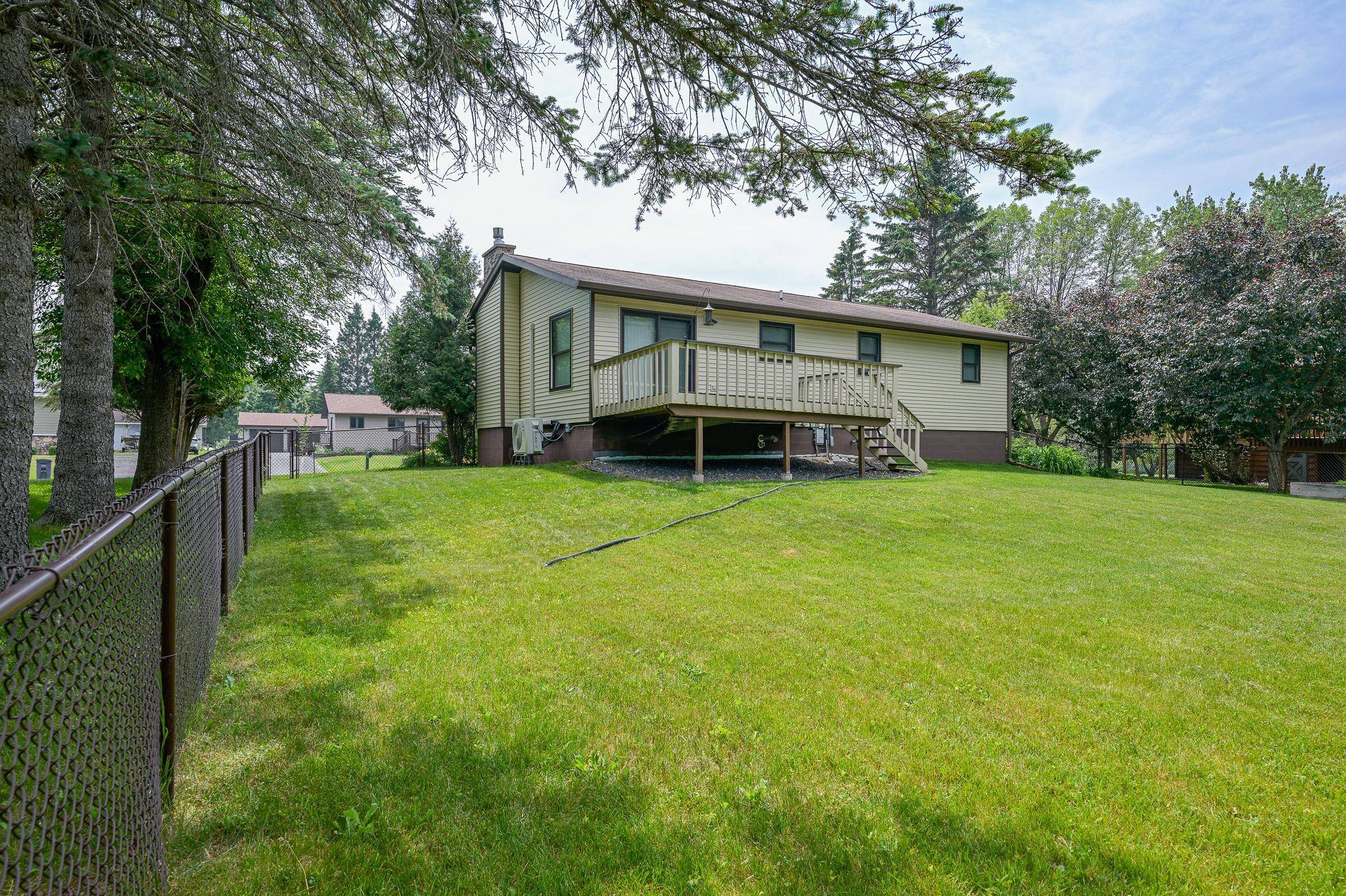 233 Sitka ST, Duluth, MN 55811