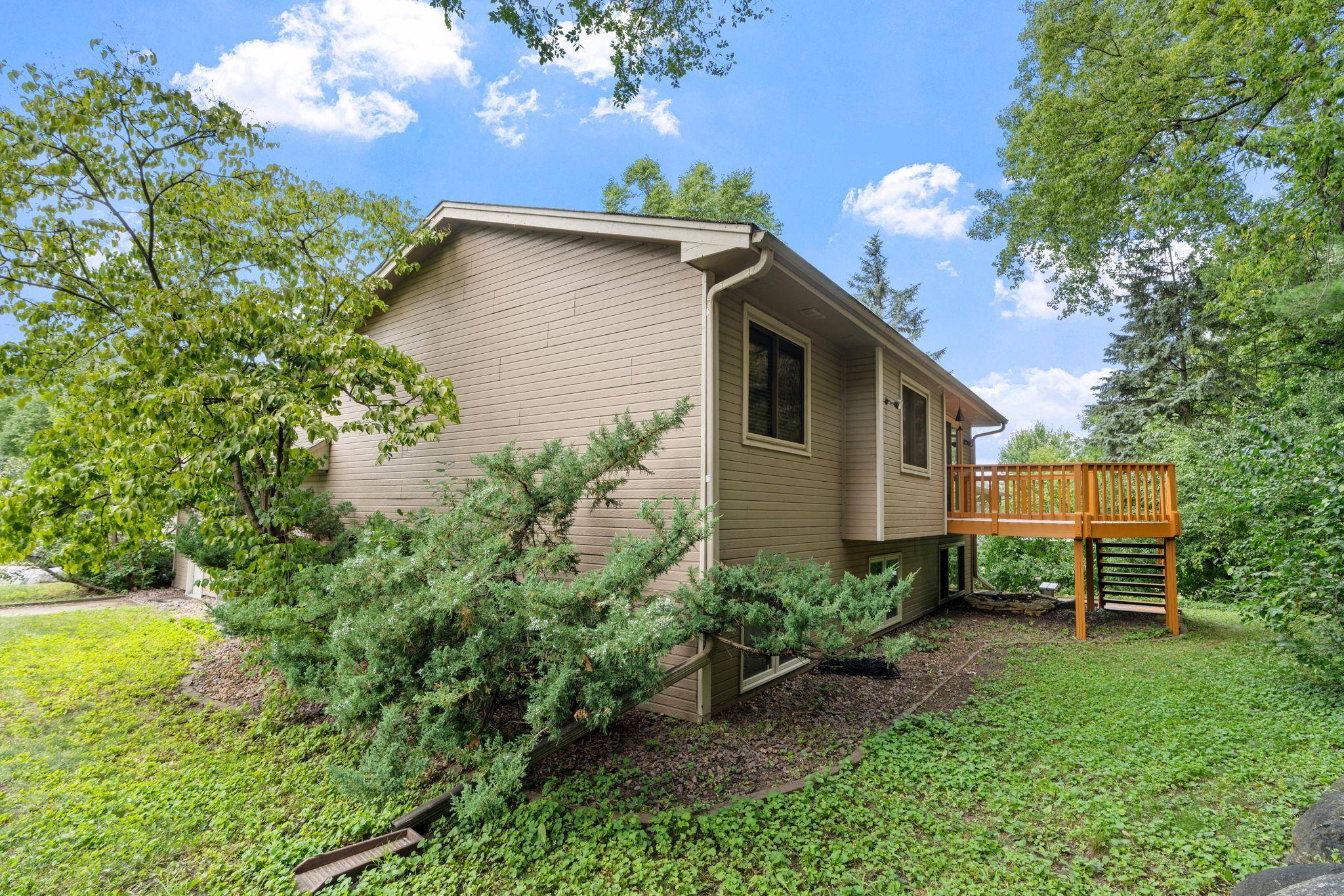 13520 Havelock TRL, Apple Valley, MN 55124