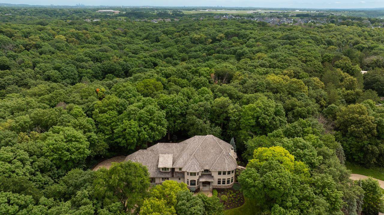 9991 Dell RD, Eden Prairie, MN 55347