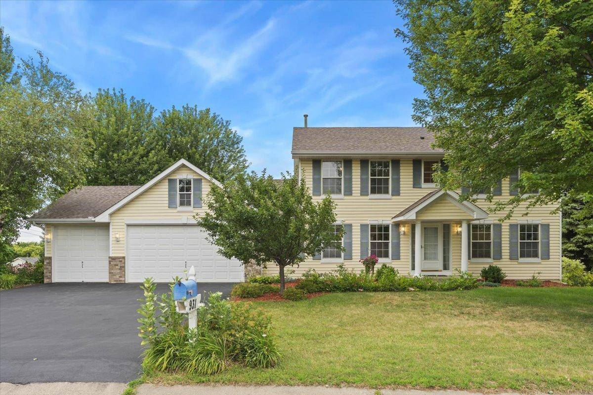 931 Sterling ST S, Maplewood, MN 55119