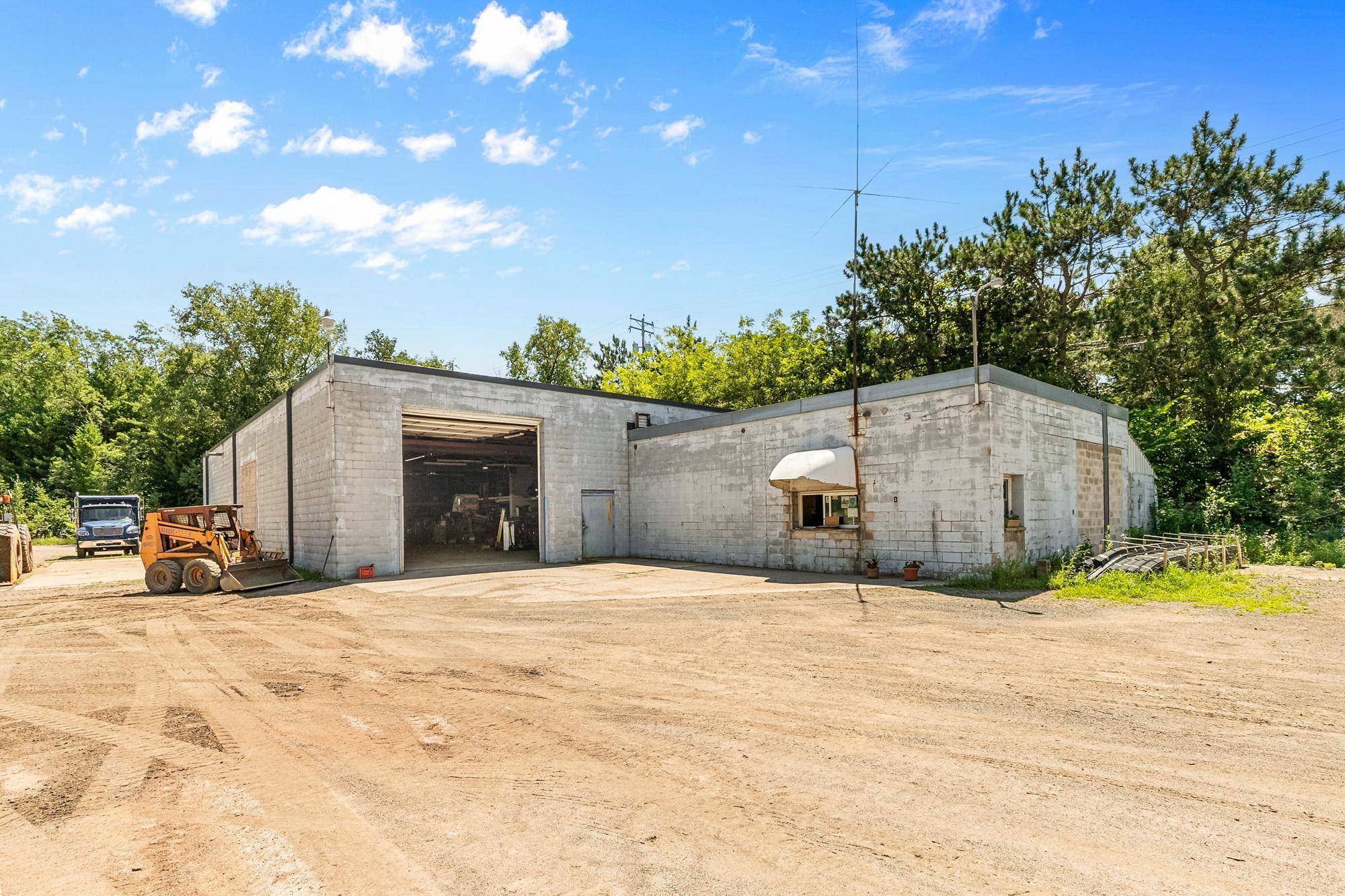 8303 216th ST N, Forest Lake, MN 55025