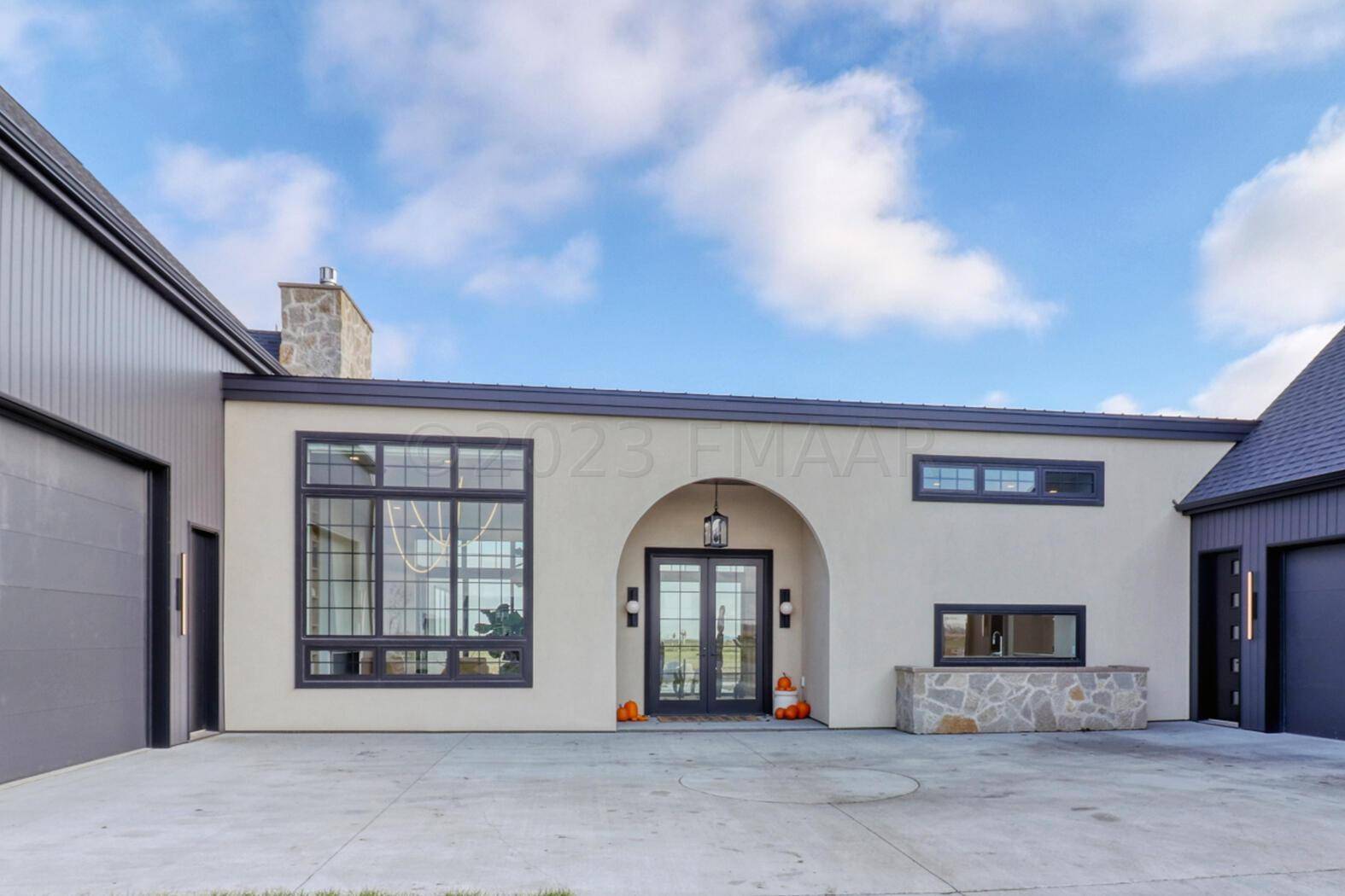 773 5 AVE N, Casselton, ND 58012
