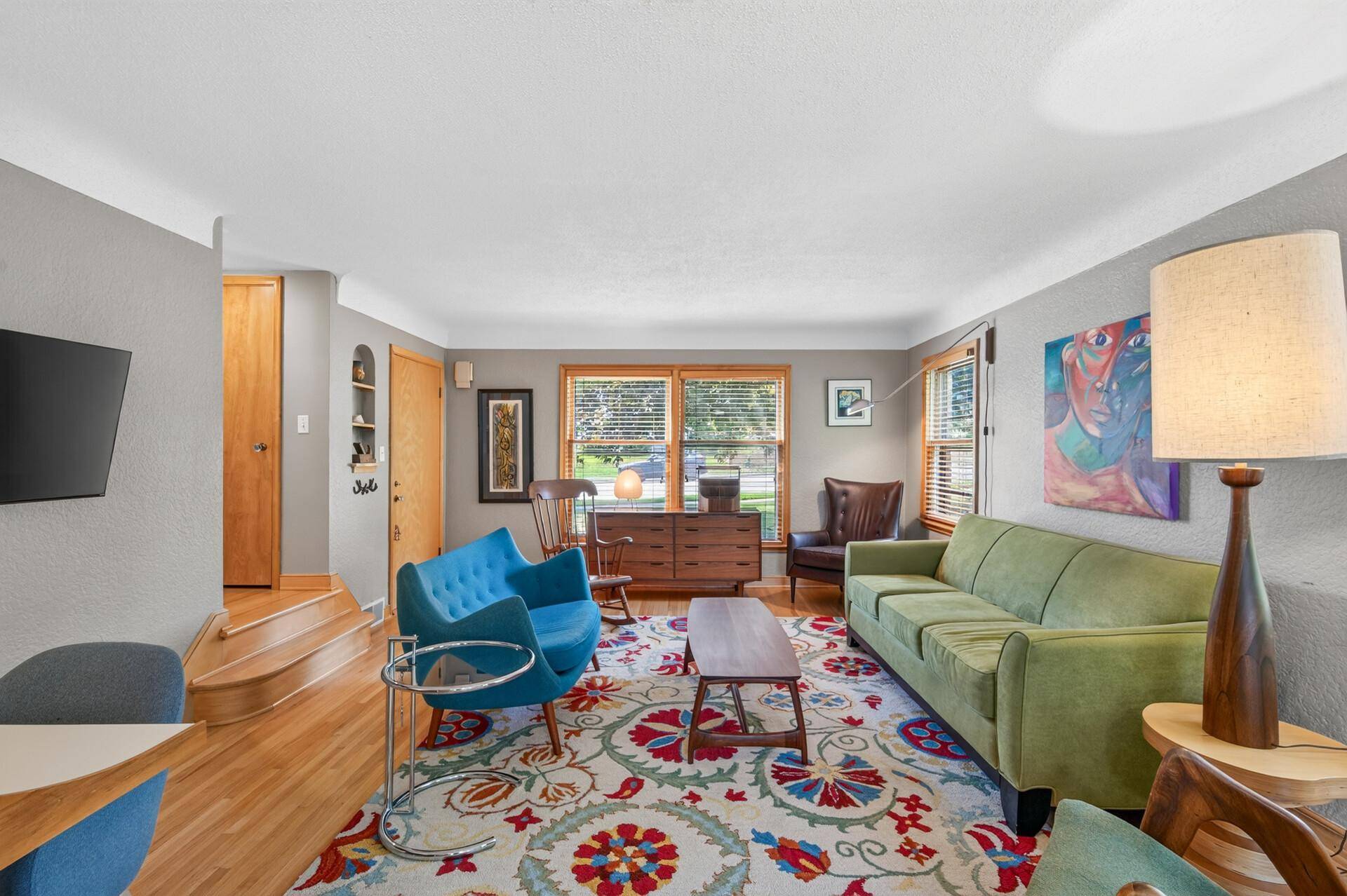 444 Lexington Pkwy S #2, Saint Paul, MN 55105