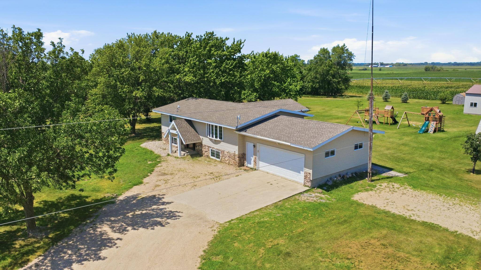 42684 245th ST, Belgrade, MN 56312