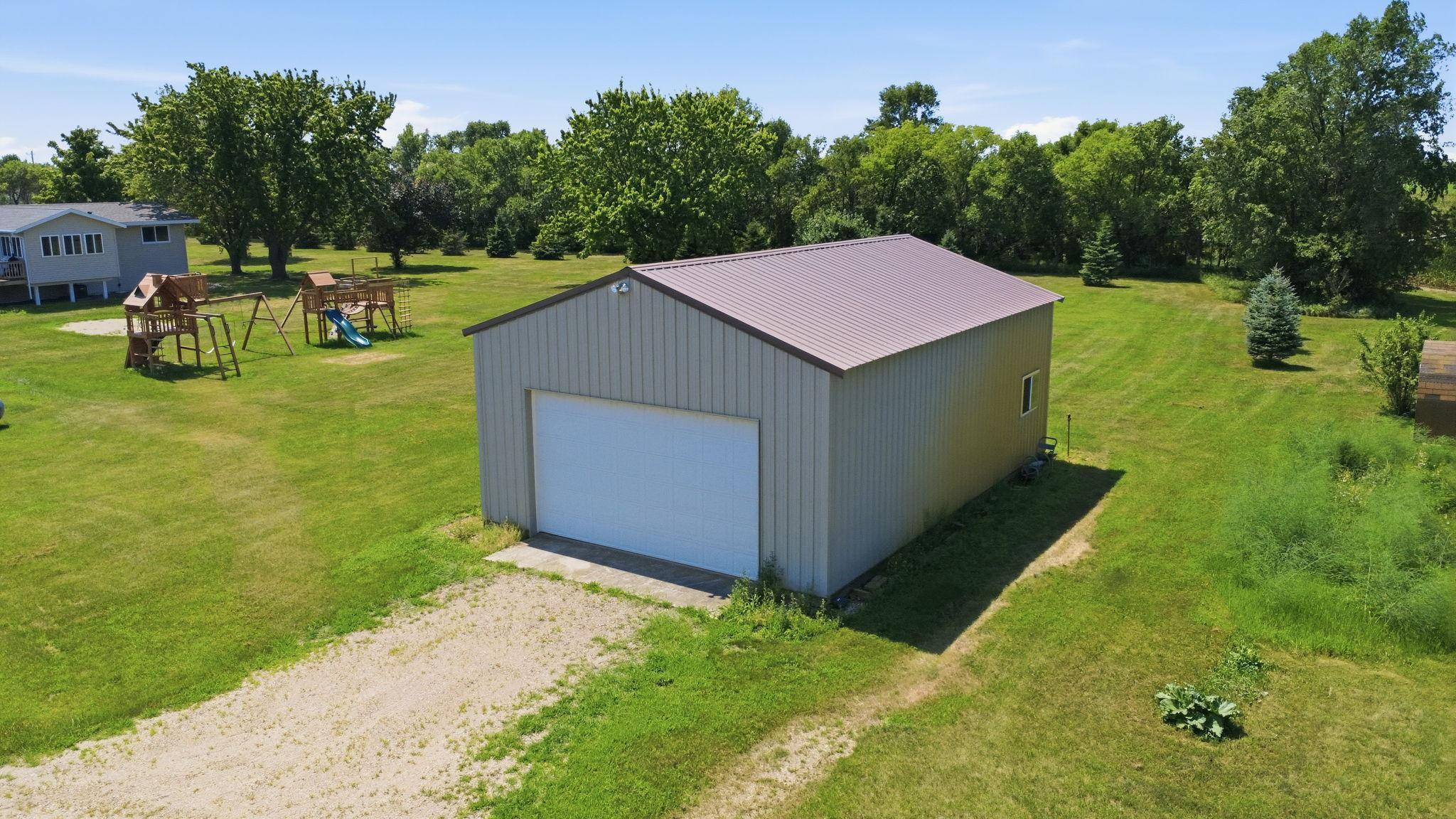 42684 245th ST, Belgrade, MN 56312