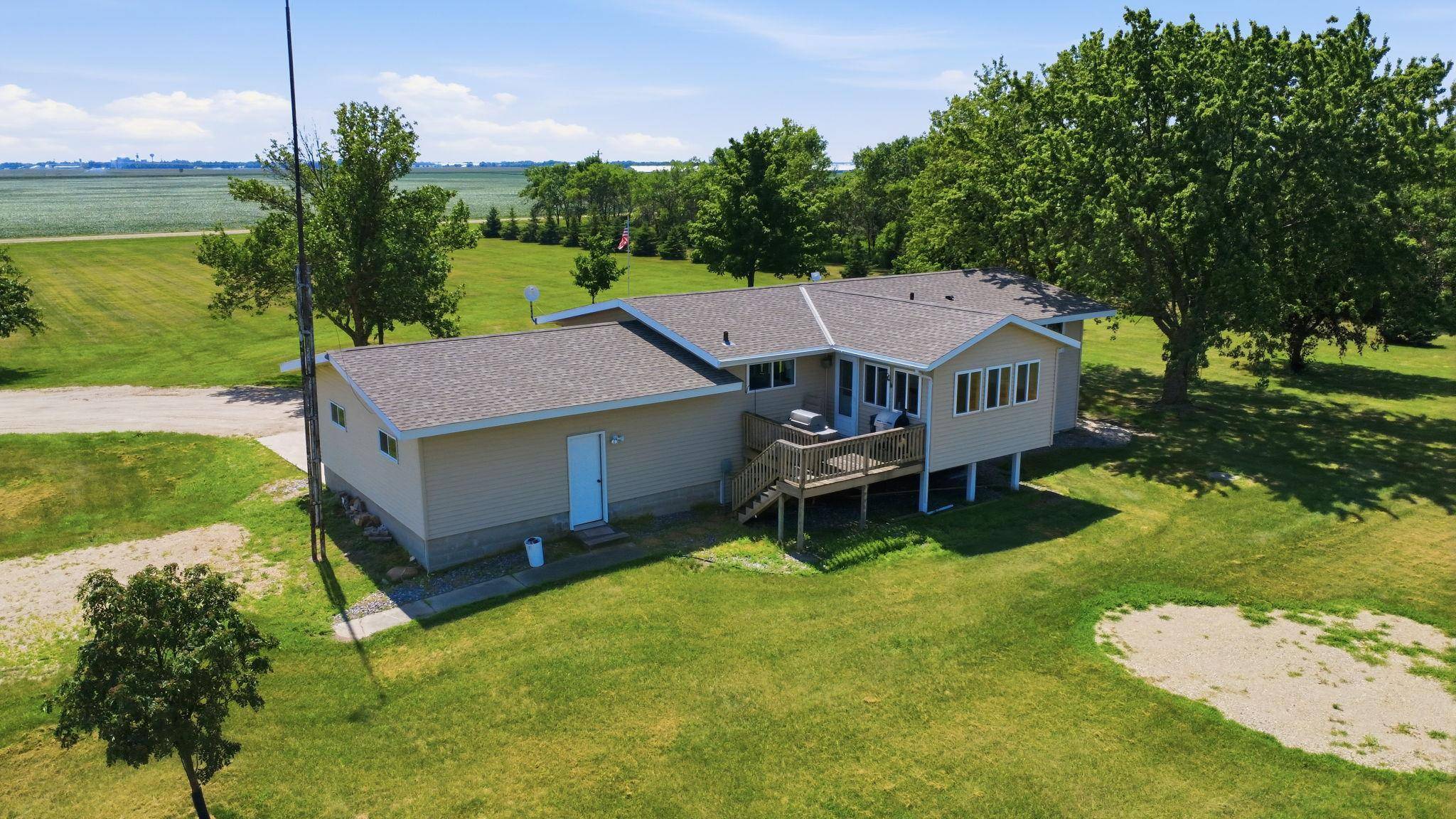 42684 245th ST, Belgrade, MN 56312
