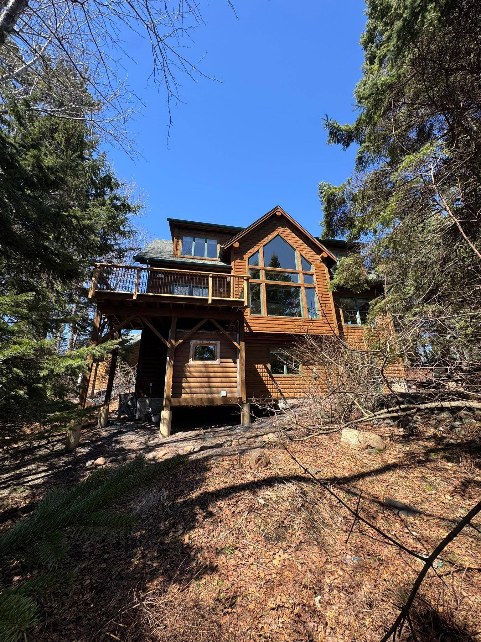 2472 Cliff View CIR, Two Harbors, MN 55616