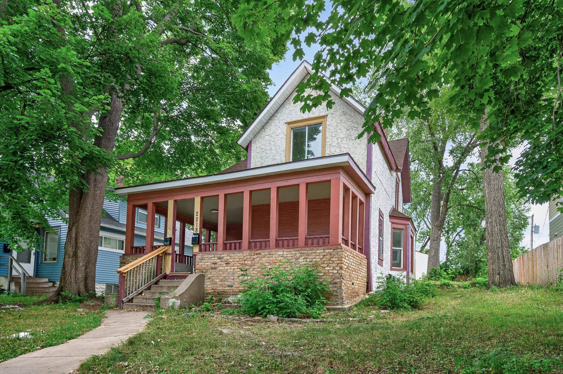 2218 Irving AVE N, Minneapolis, MN 55411