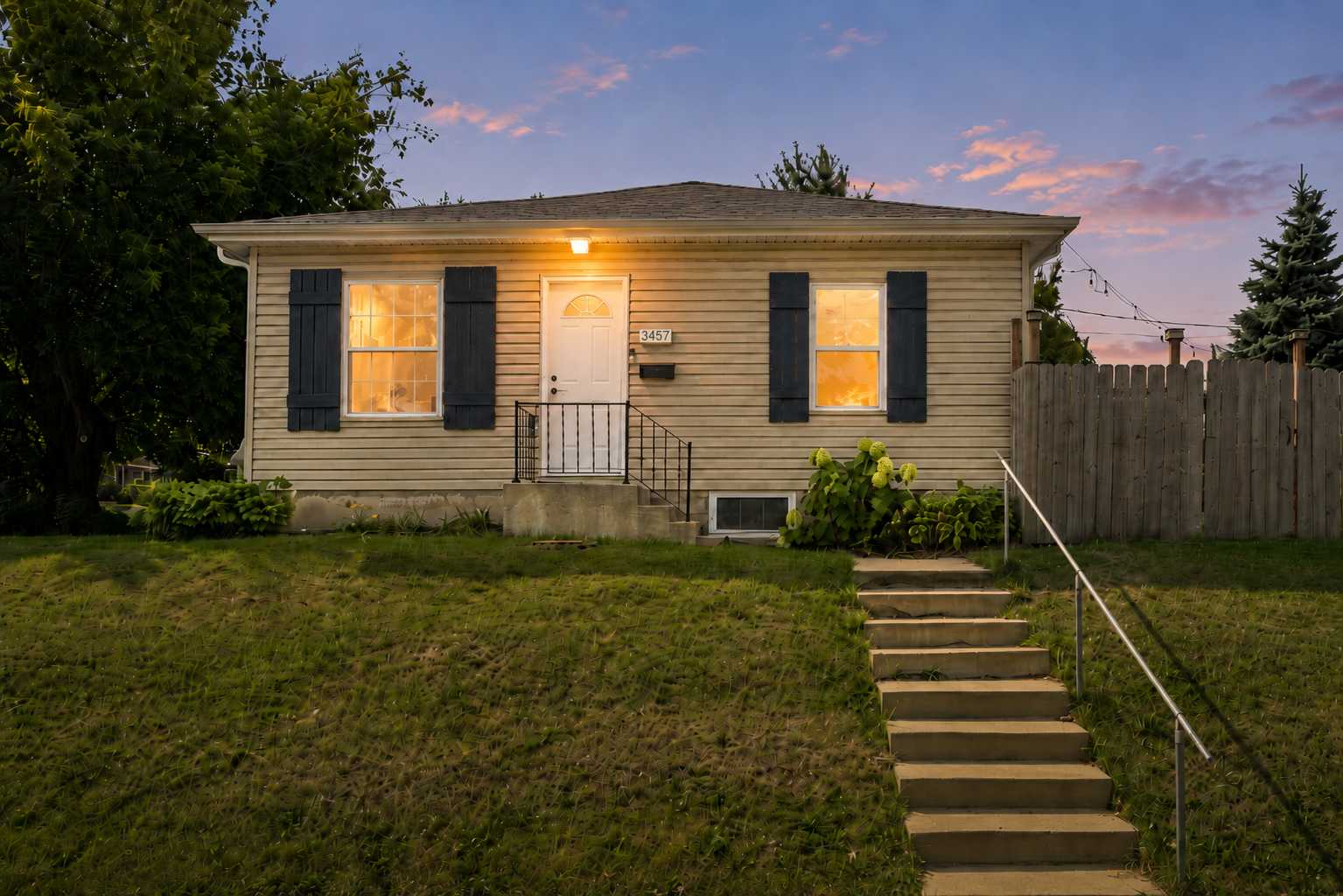 3457 Major AVE N, Crystal, MN 55422