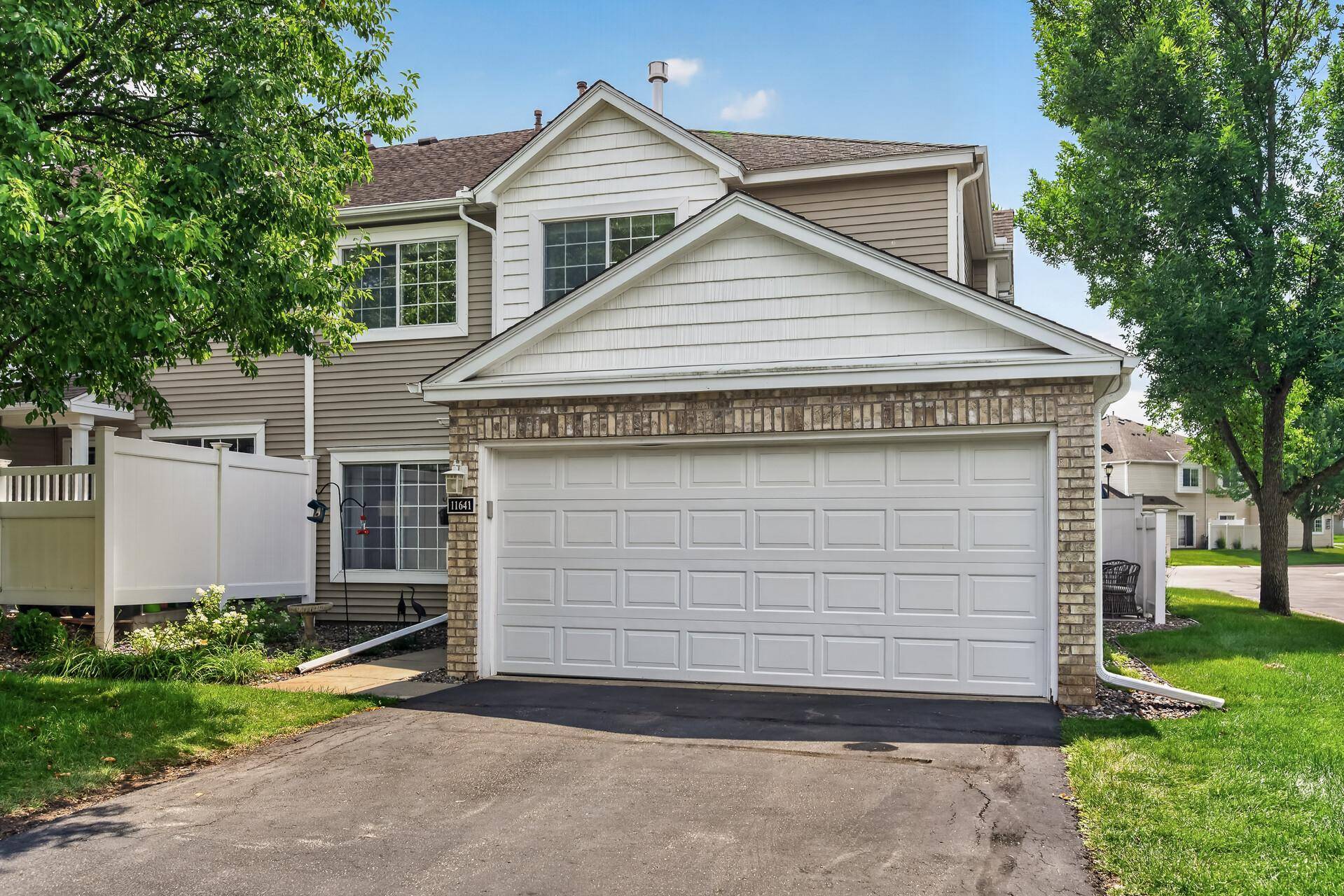 11641 Elmwood AVE N, Champlin, MN 55316