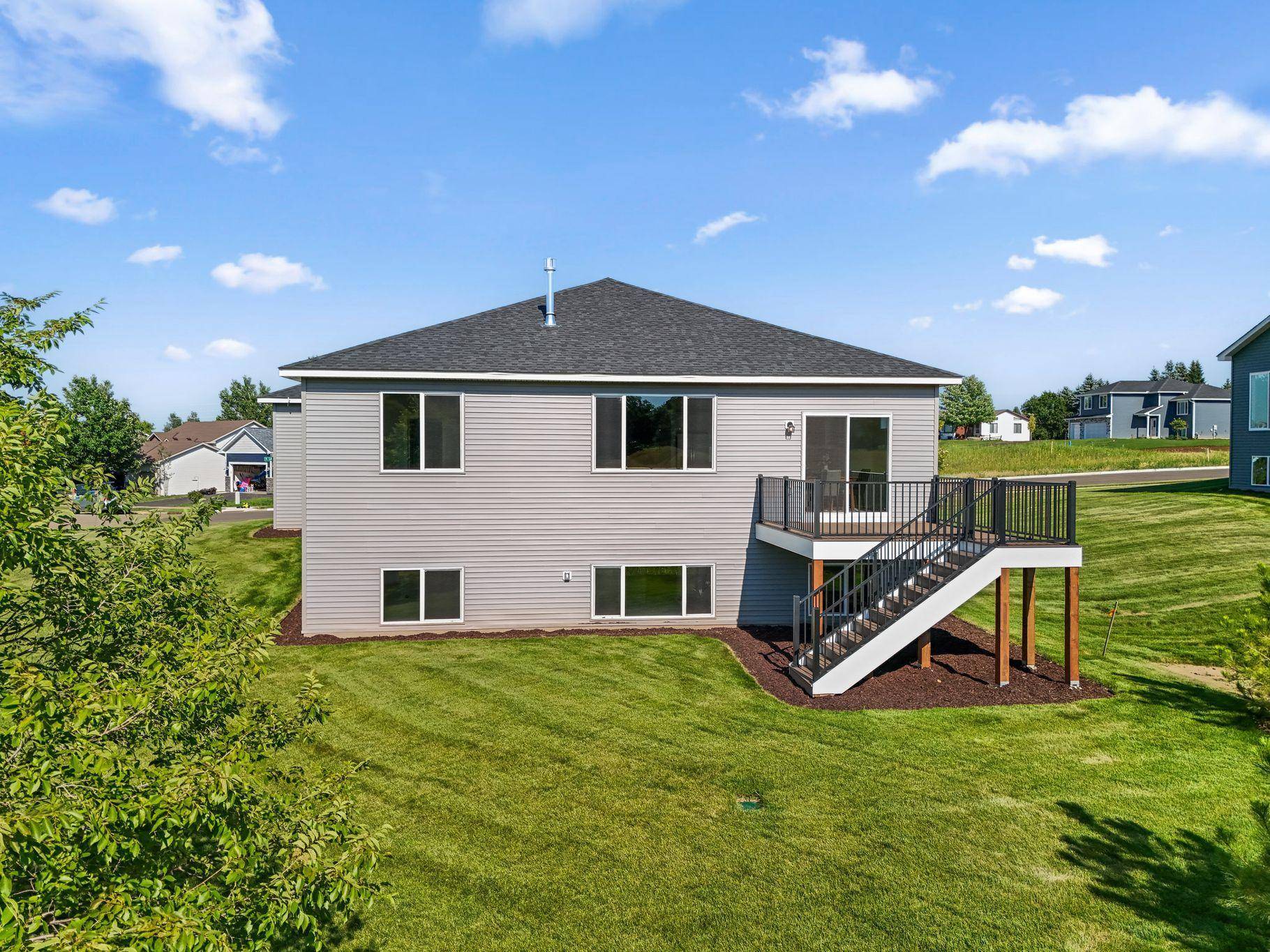 1125 Legacy Pkwy, New Richmond, WI 54017