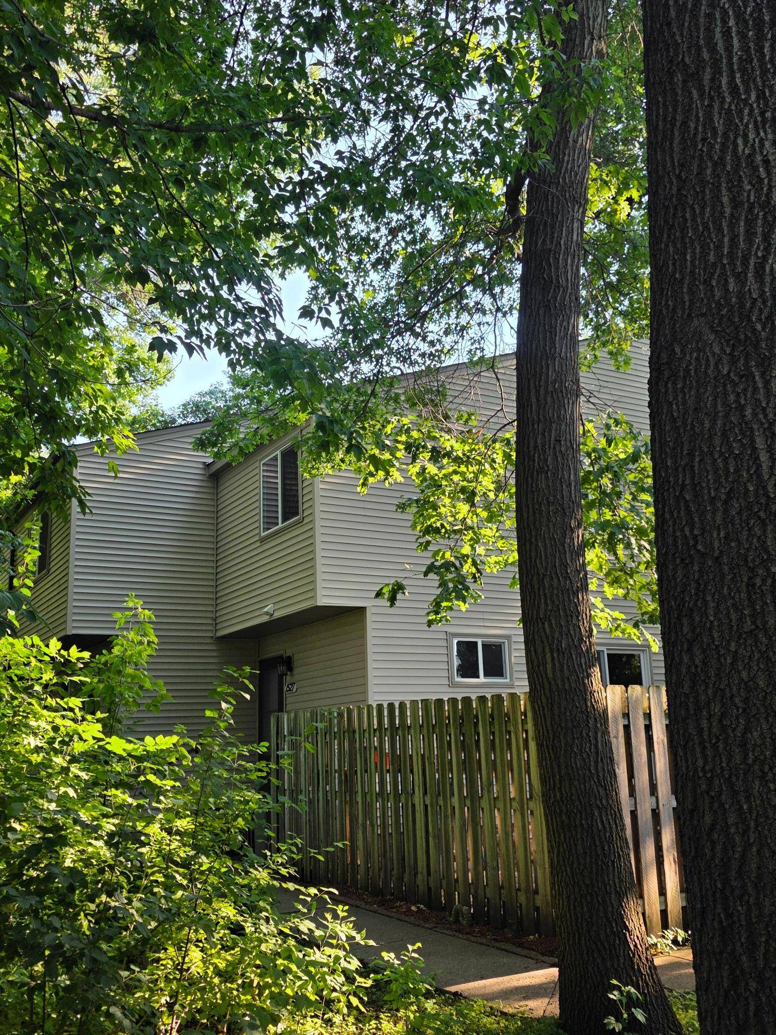 1527 Aspen DR, Eagan, MN 55122