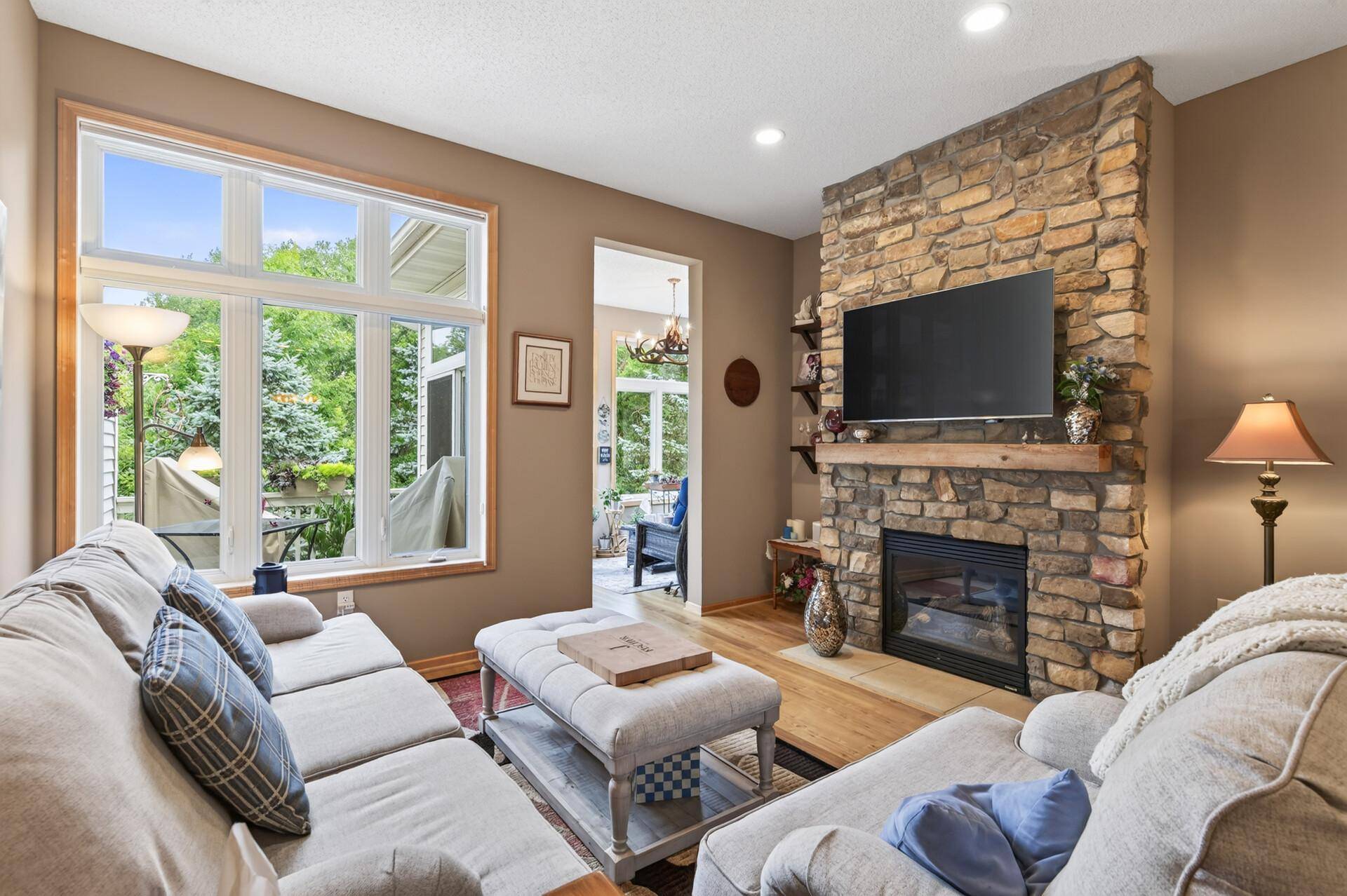 8992 Quail CT, Saint Bonifacius, MN 55375