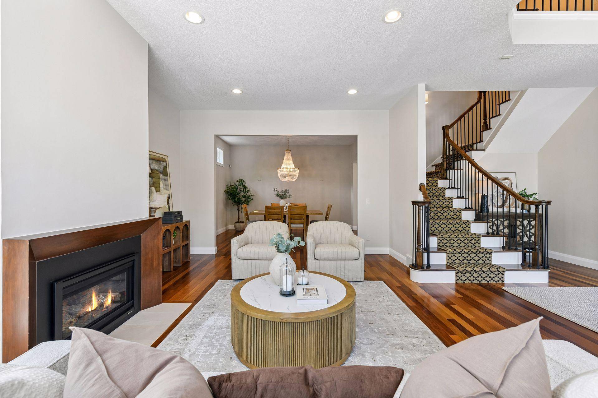 12311 Evas DR, Minnetonka, MN 55305
