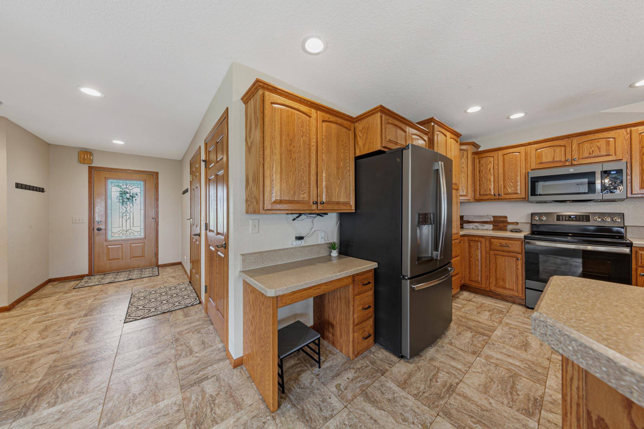 580 Southwind DR, Fairmont, MN 56031