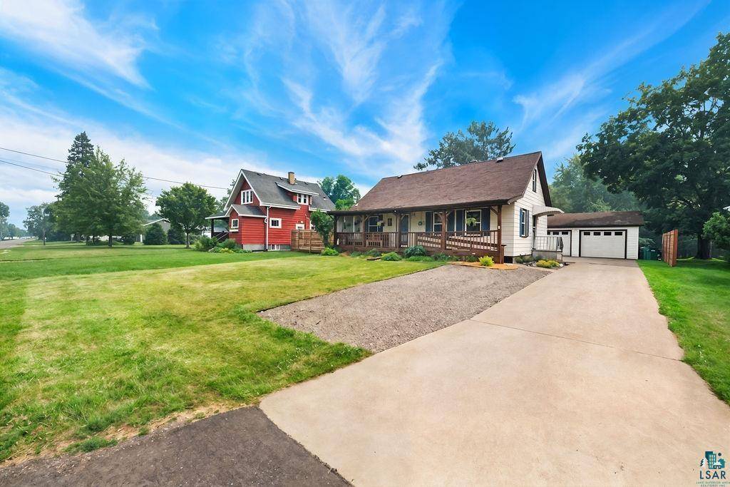 220 E Locust ST, Duluth, MN 55811