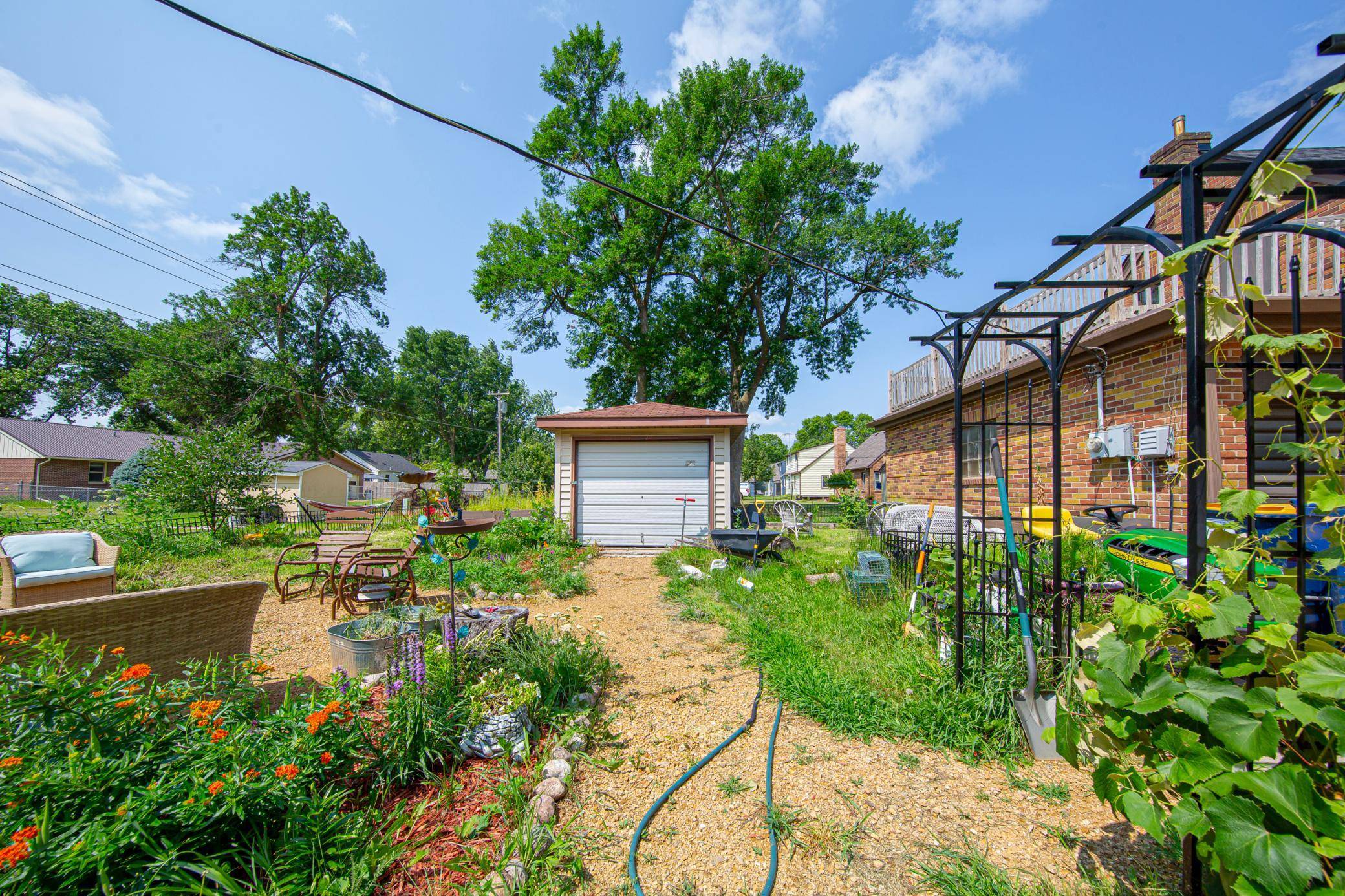 116 E Clinton ST, Arlington, MN 55307