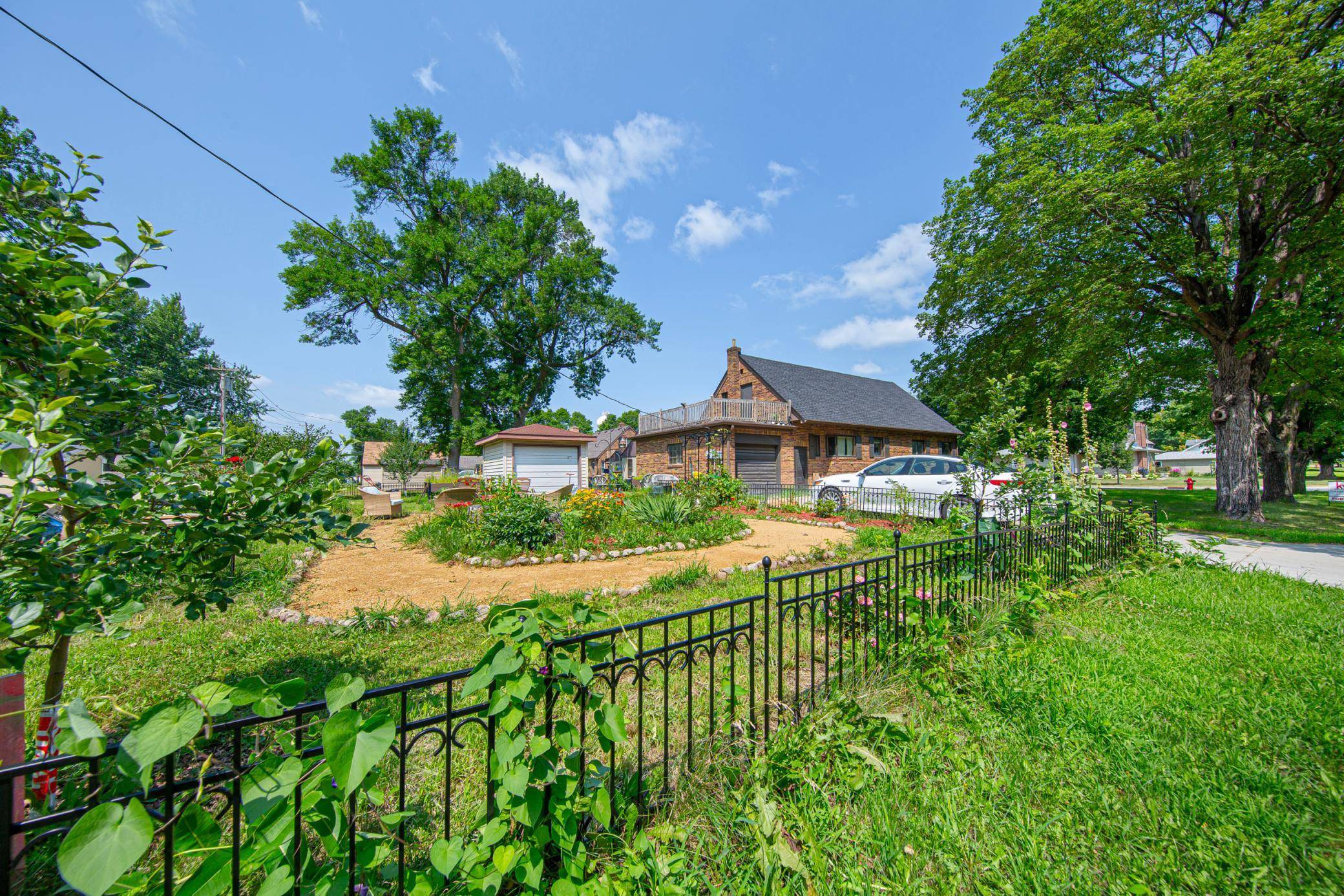 116 E Clinton ST, Arlington, MN 55307