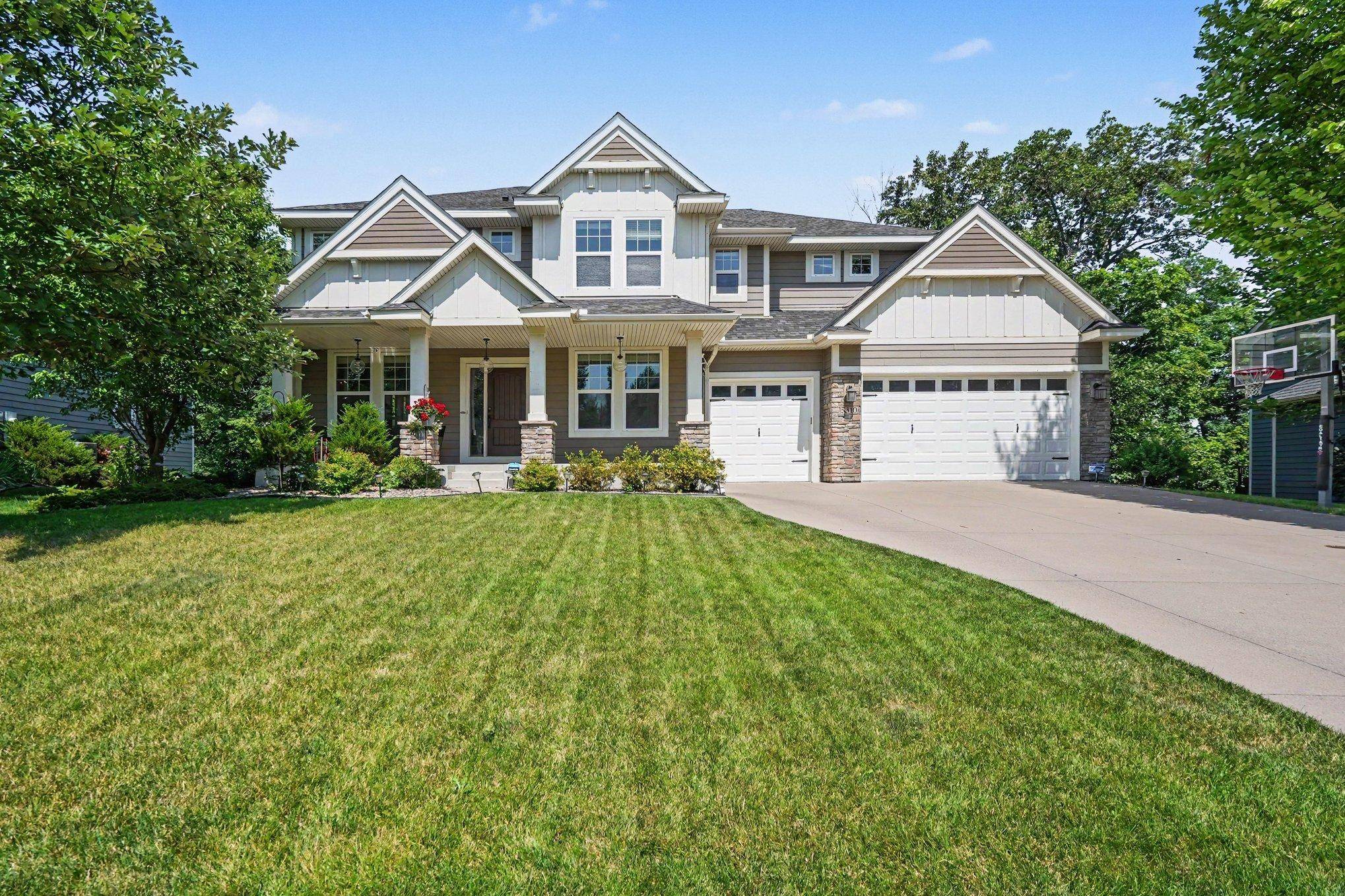 5310 Black Oaks LN N, Plymouth, MN 55446