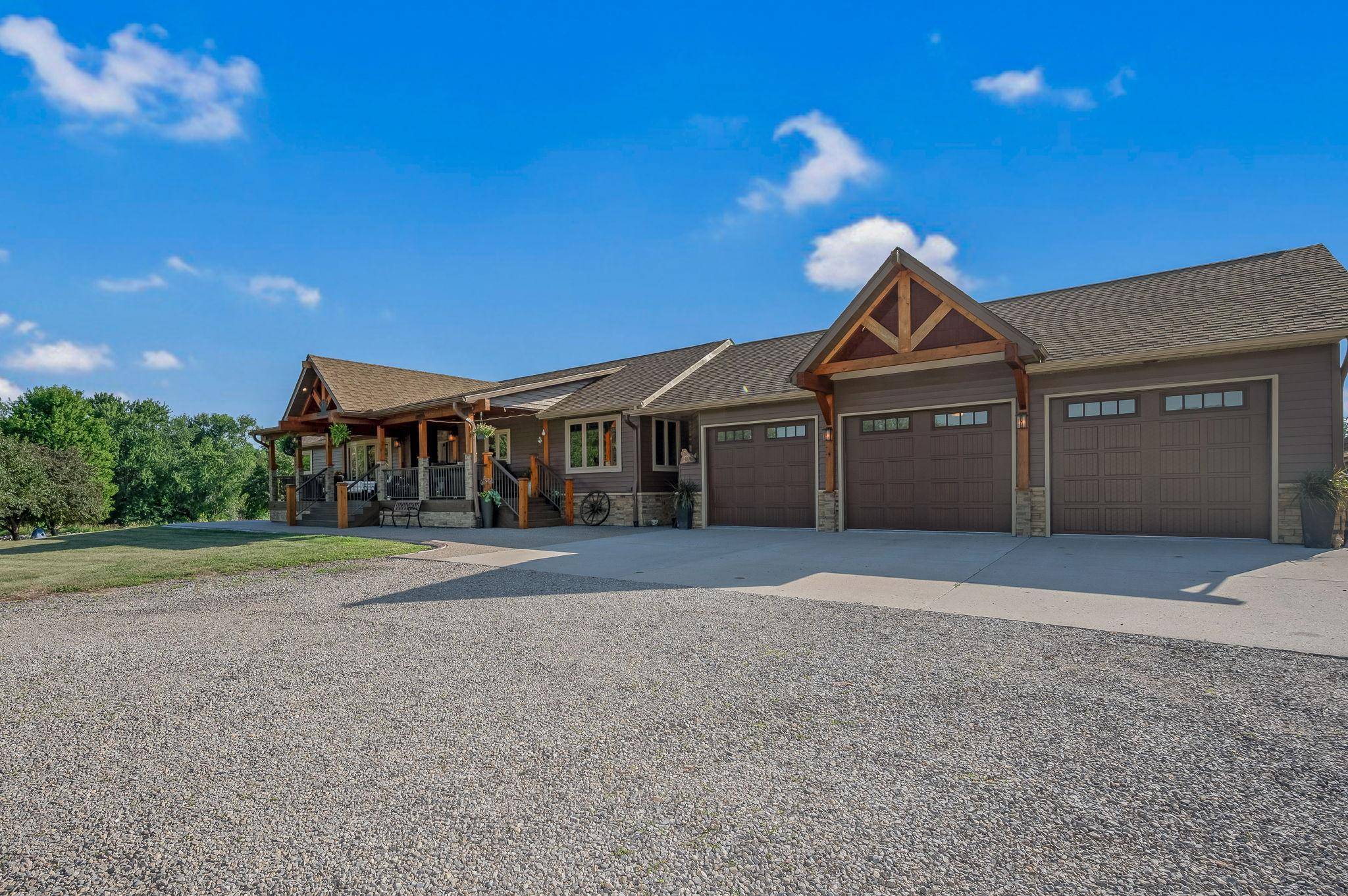 1957 243rd AVE, Truman, MN 56088