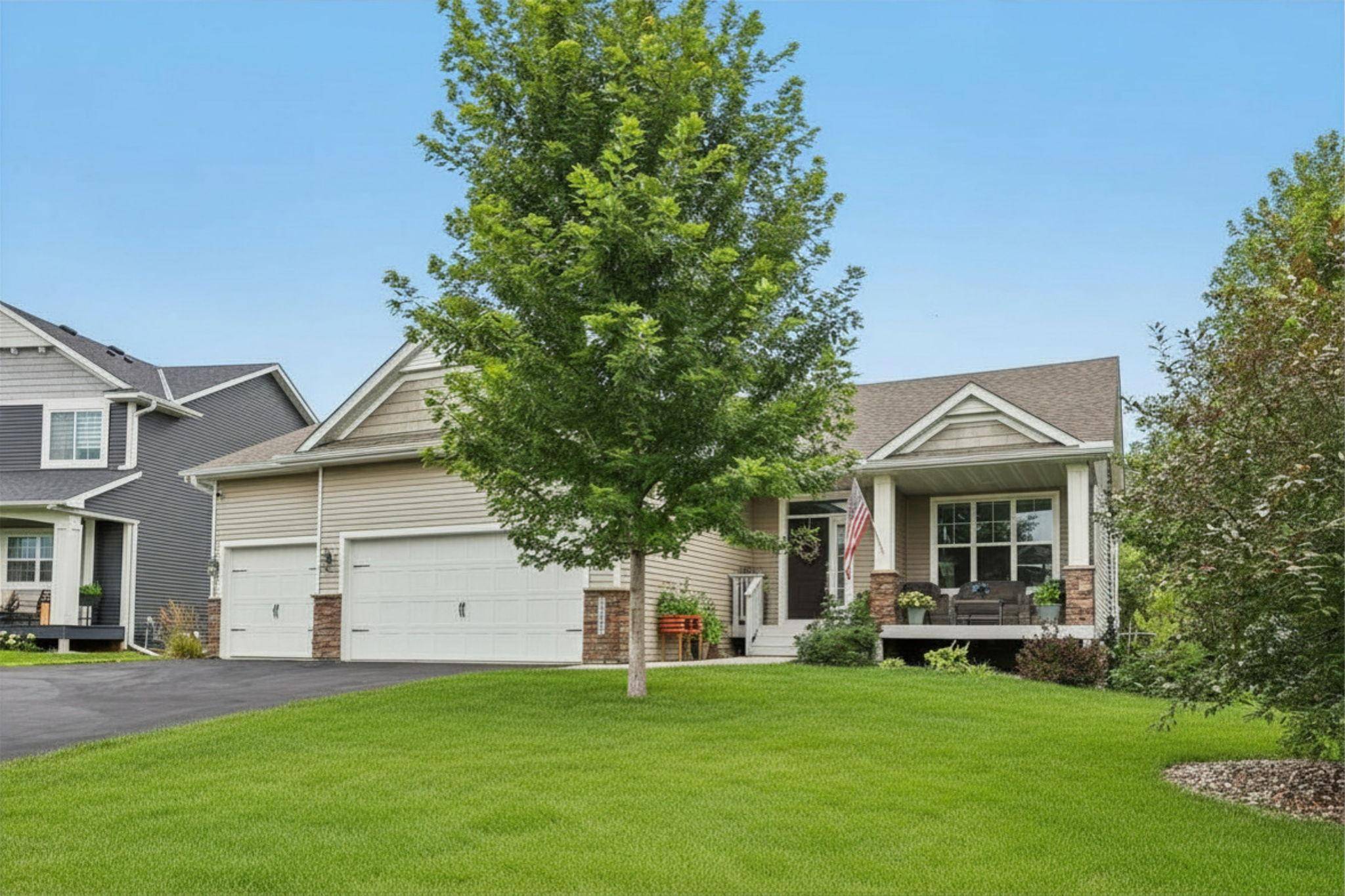 17301 Eastwood AVE, Lakeville, MN 55044