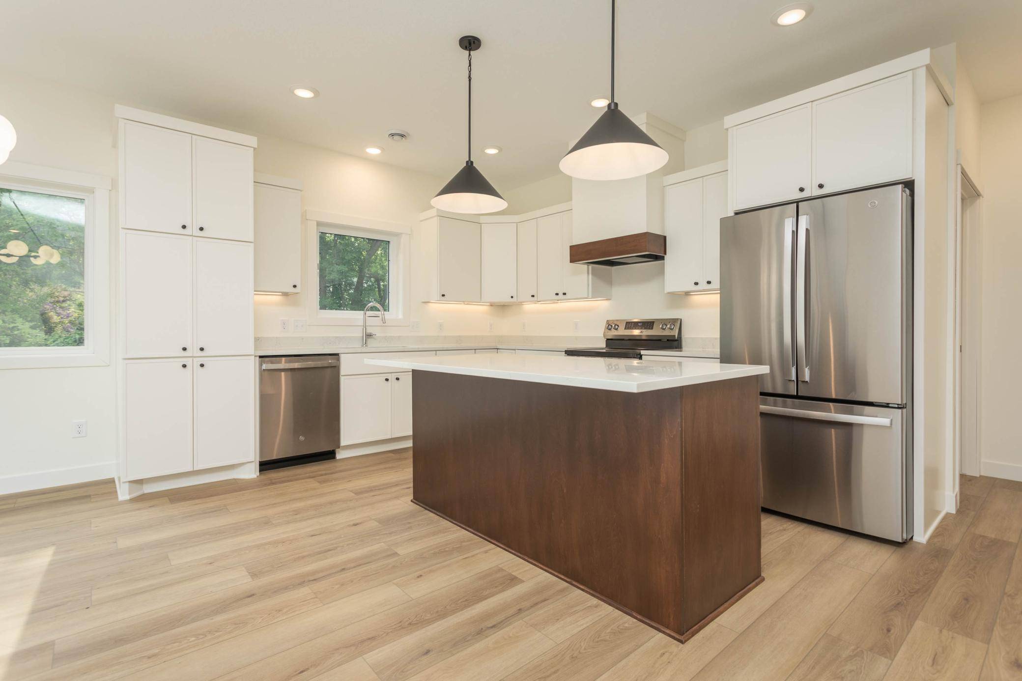 1011 Nokomis ST, Alexandria, MN 56308
