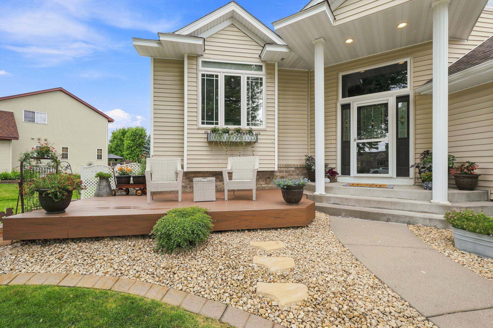 10444 Karston CIR, Albertville, MN 55301