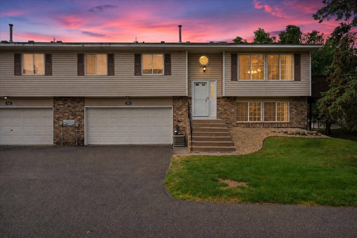 7647 Afton CT, Woodbury, MN 55125