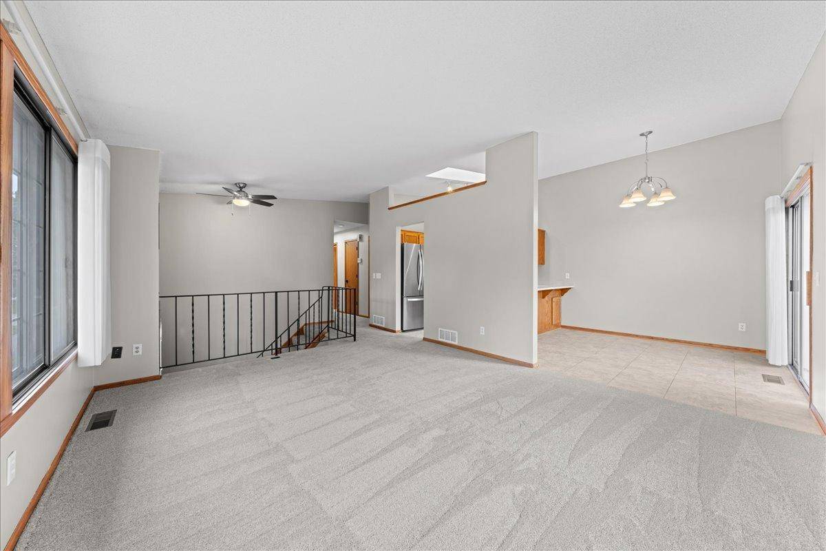 7647 Afton CT, Woodbury, MN 55125