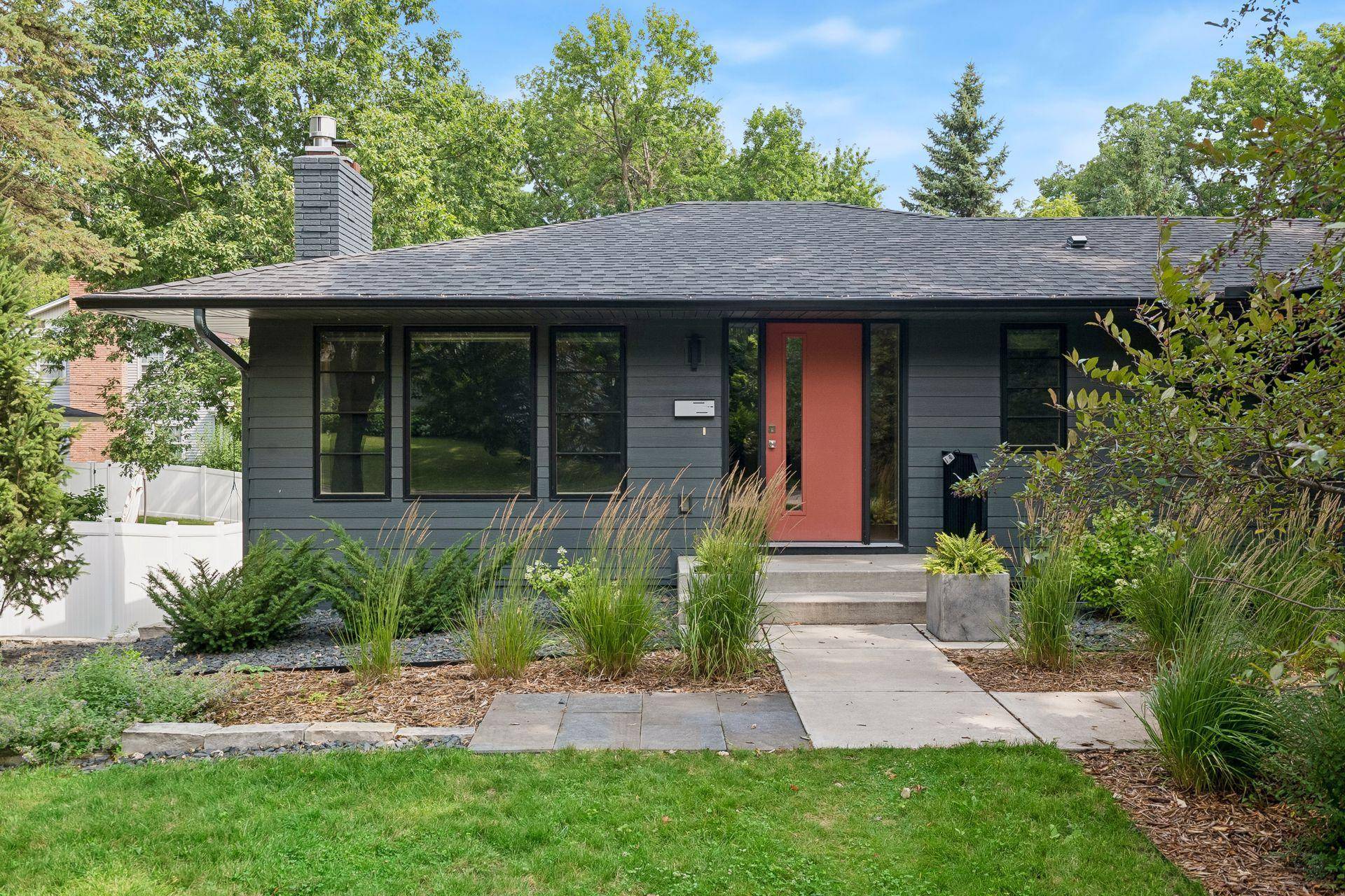 6216 Maloney AVE, Edina, MN 55343
